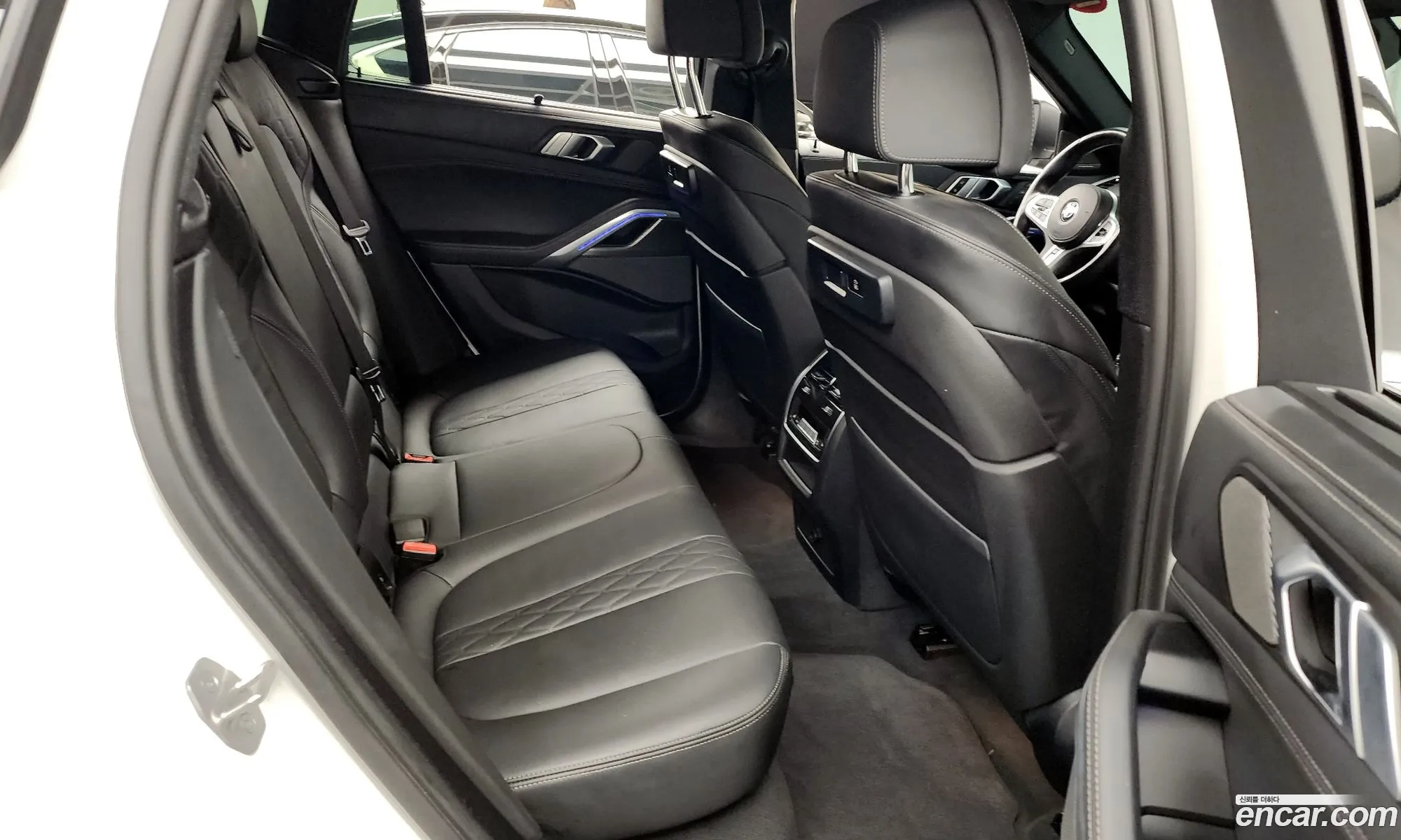 BMW X6 2023 WBACY6103P9P07622 — 17