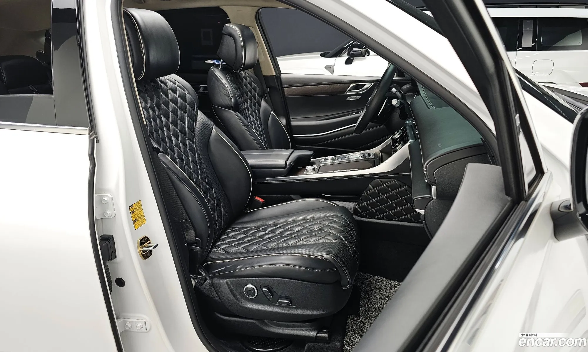 Genesis GV80 2020 — 5