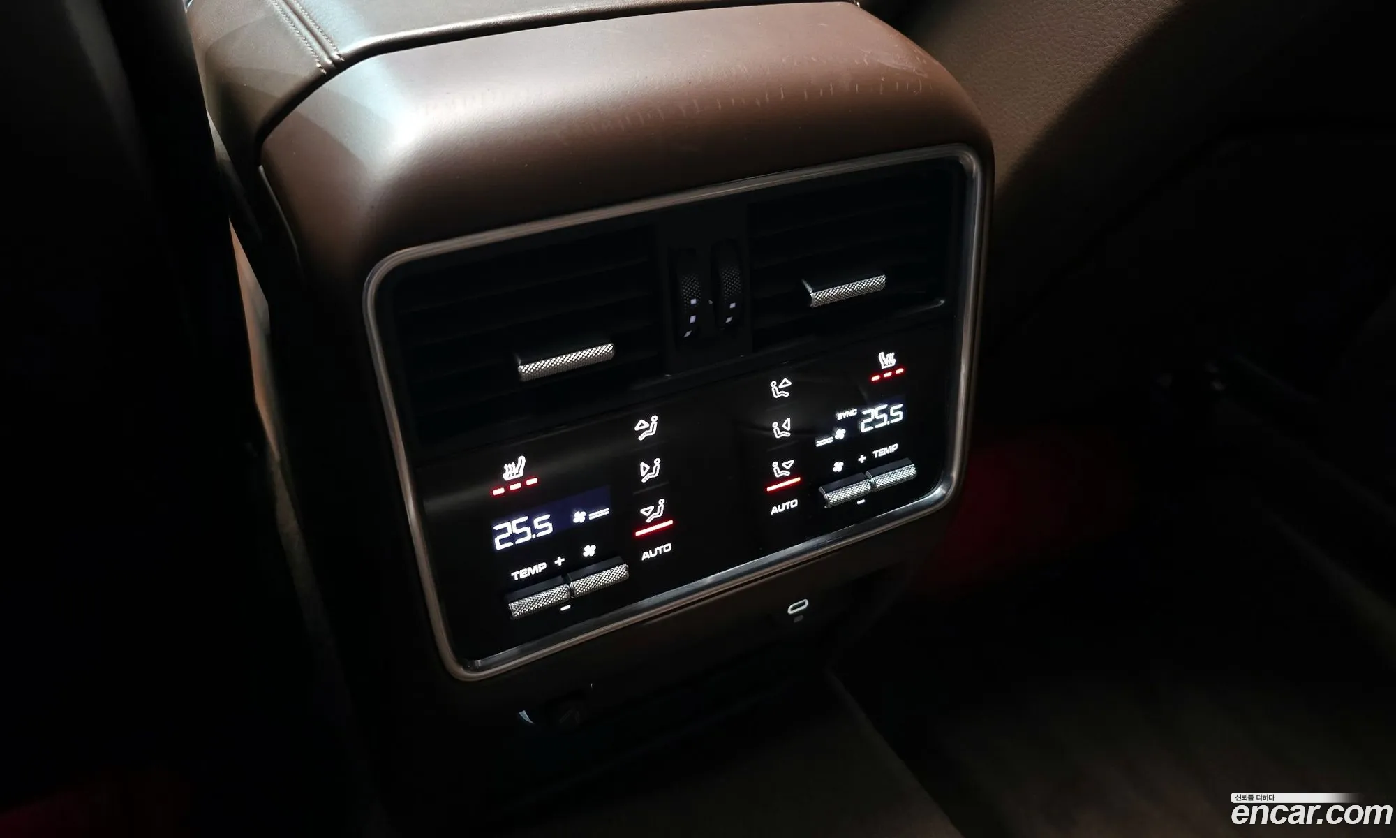 Porsche Cayenne 2021 — 14