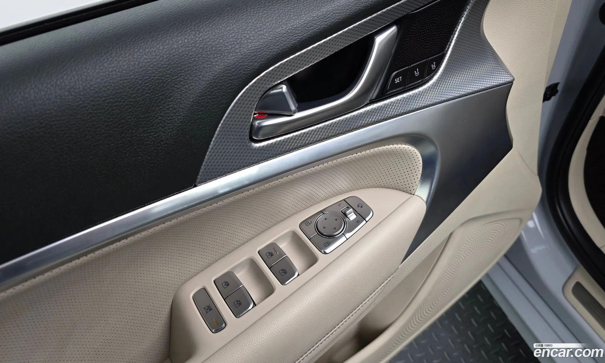 Genesis G70 2021 — 12