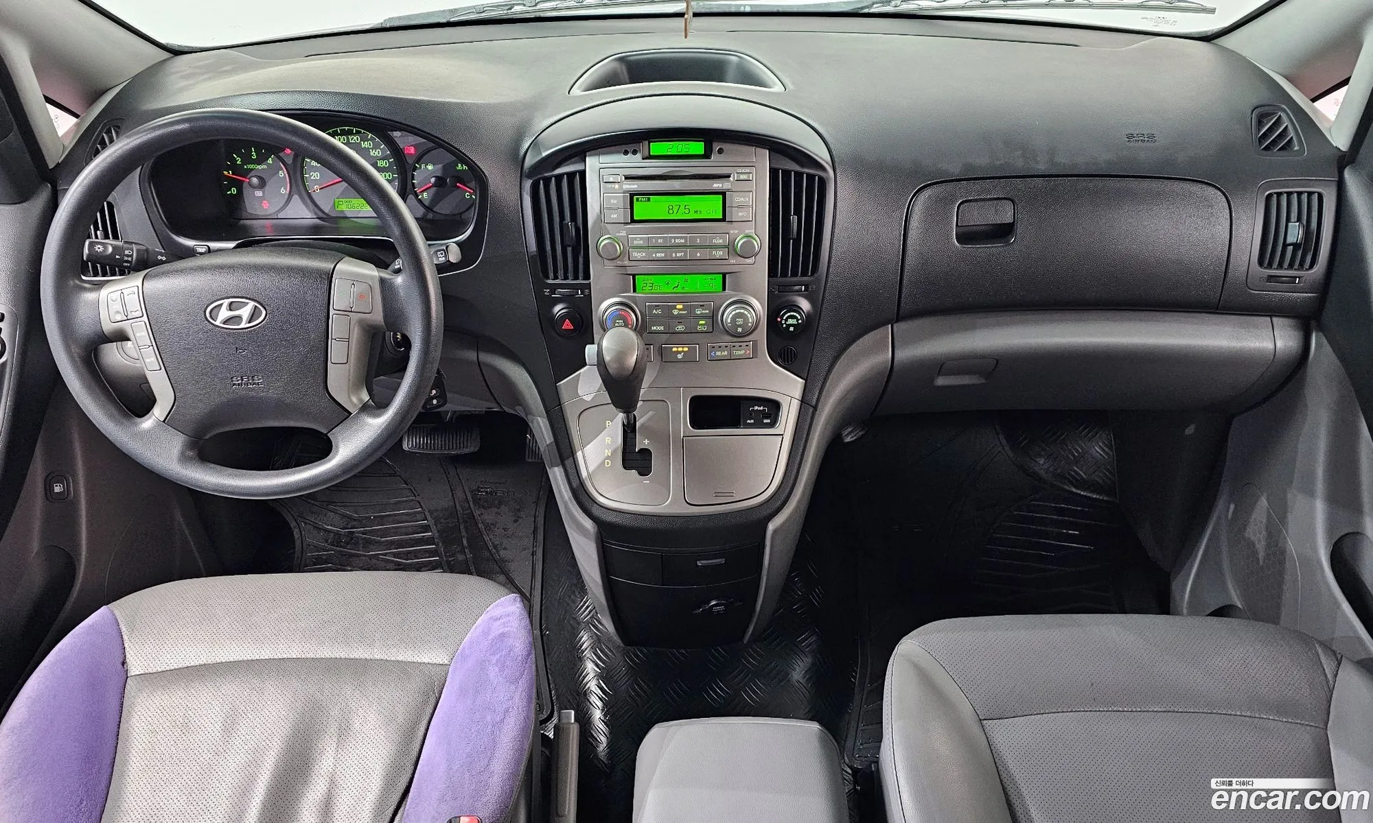 Hyundai Grand Starex 2013 — 19