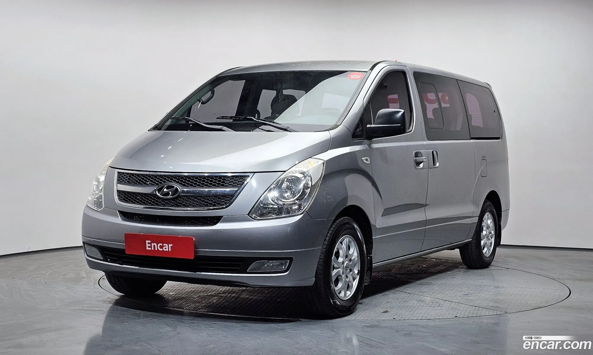 Hyundai Grand Starex 2013 — 14