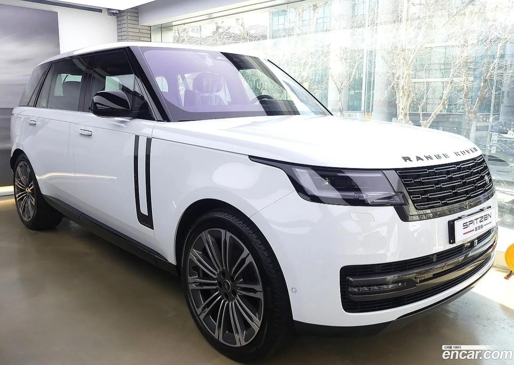 Land Rover Range Rover 2023 — 9