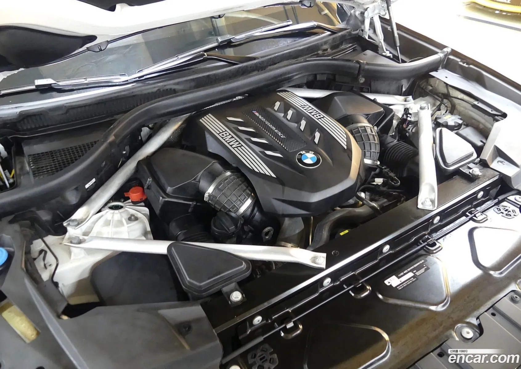 BMW X5 2020 — 16