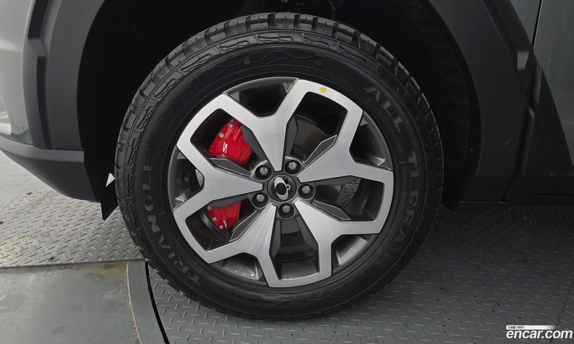 KG Mobility (SsangYong) Torres 2024 — 16