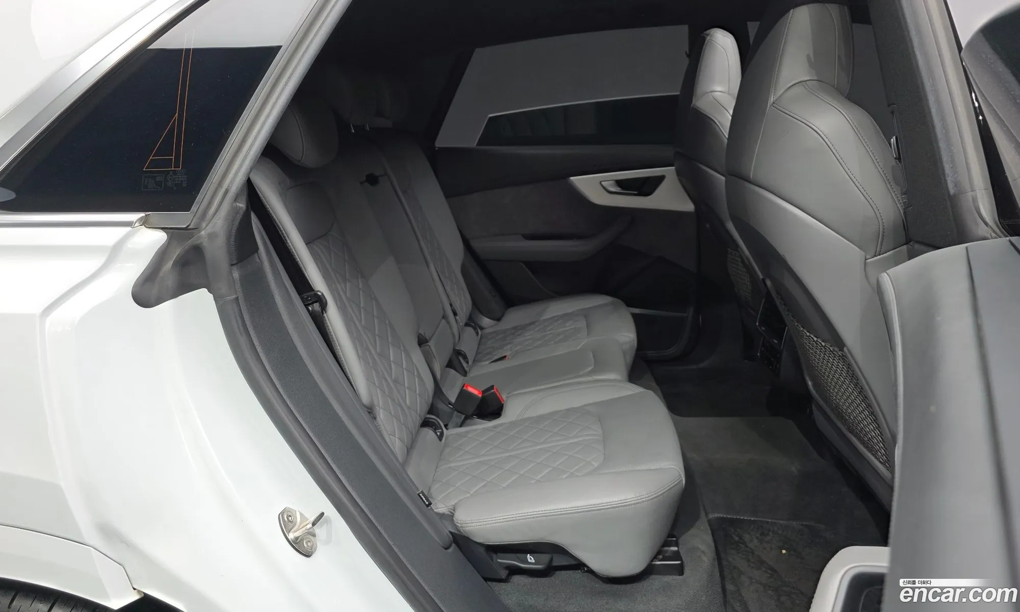 Audi Q8 2022 WAUZZZF14ND009704 — 20