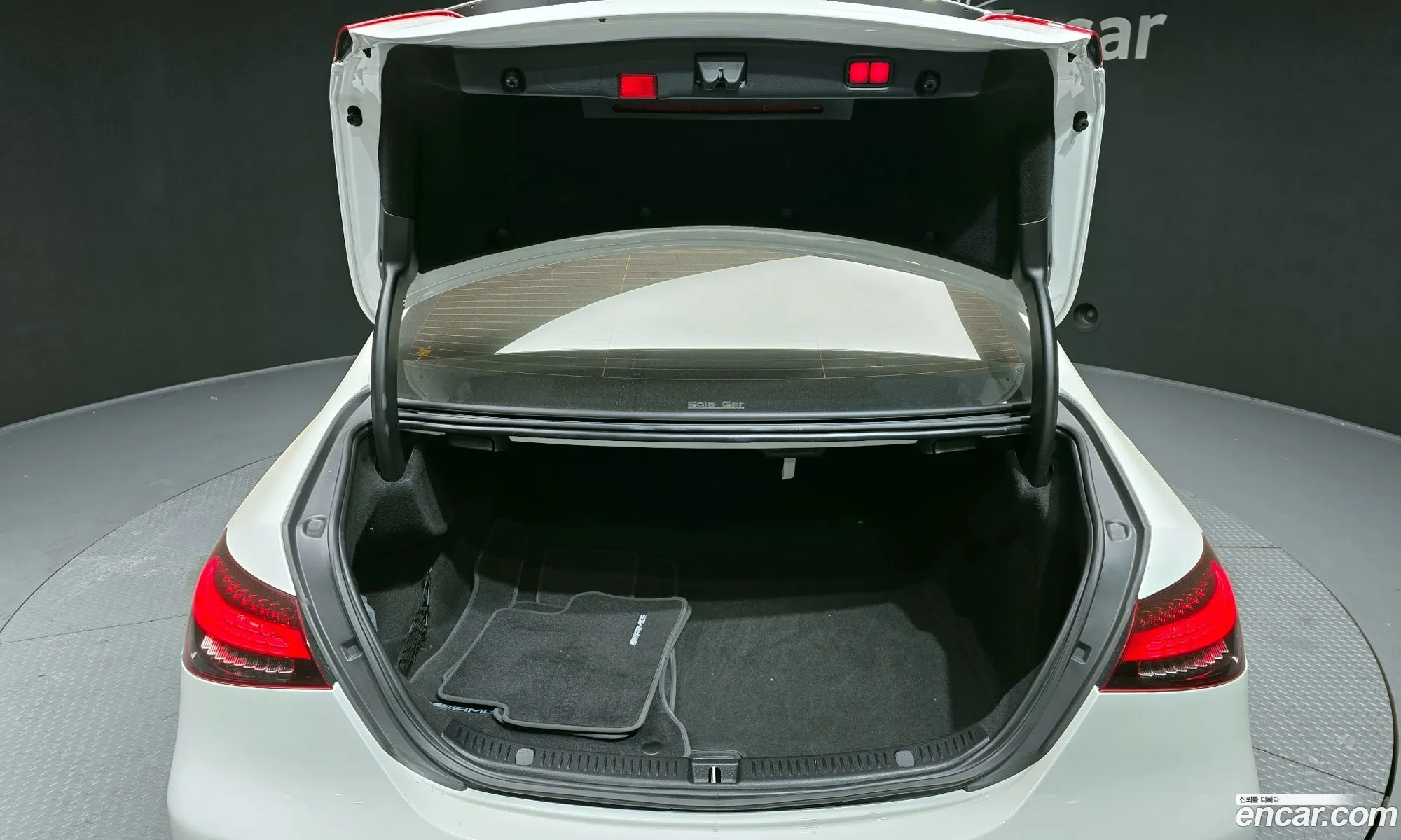 Mercedes-Benz E-Class W213 2022 — 18