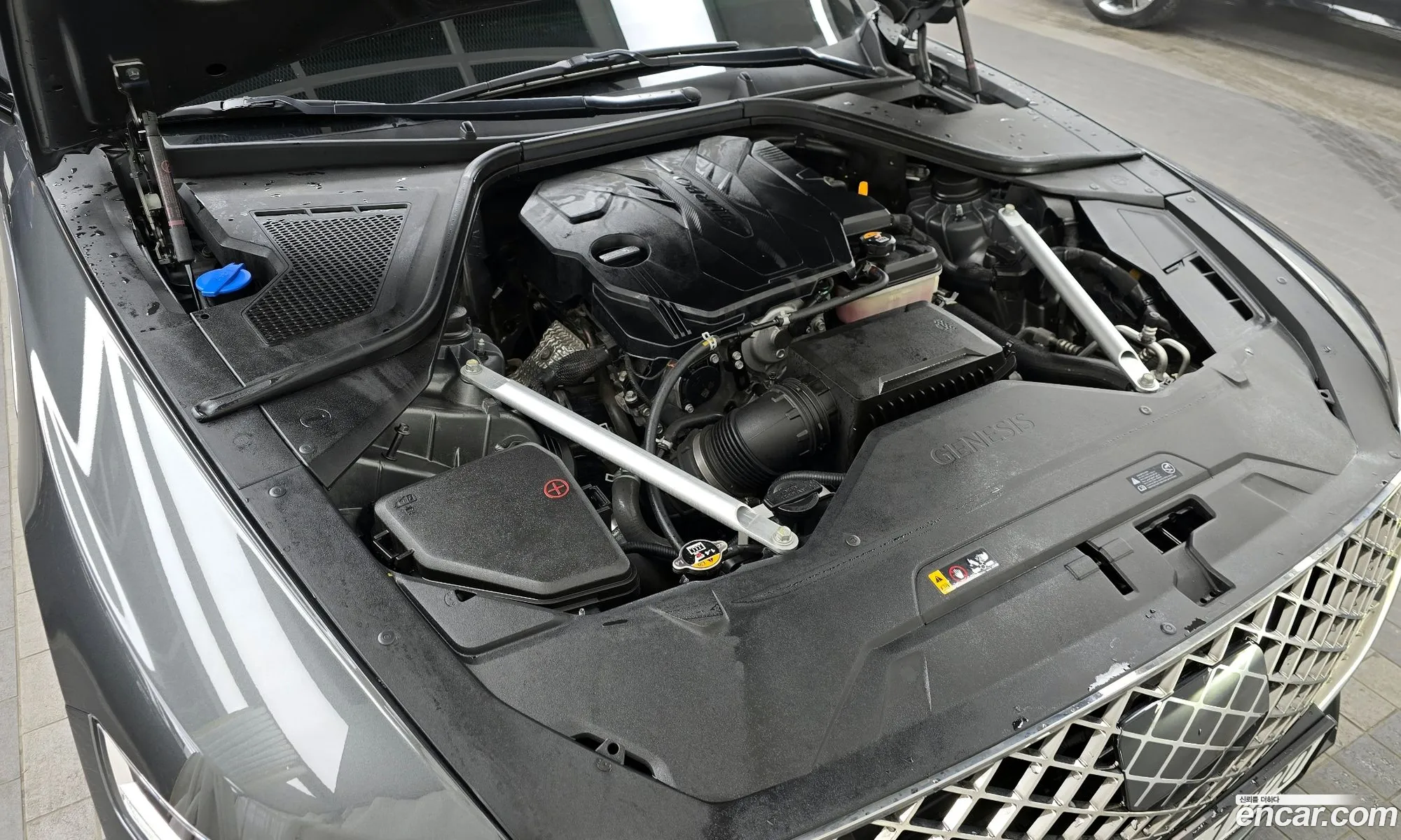 Genesis G80 2022 KMTGB41CBNU116840 — 2