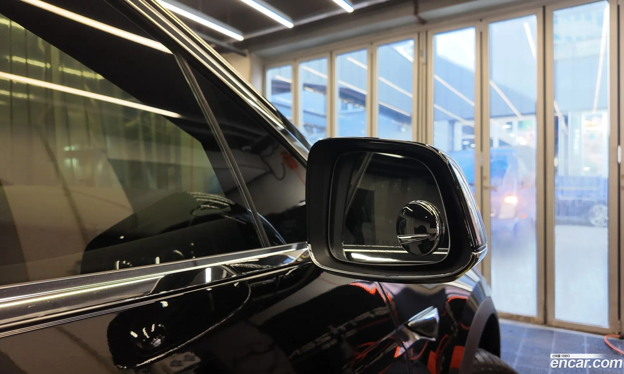 Tesla Model X 2019 — 8