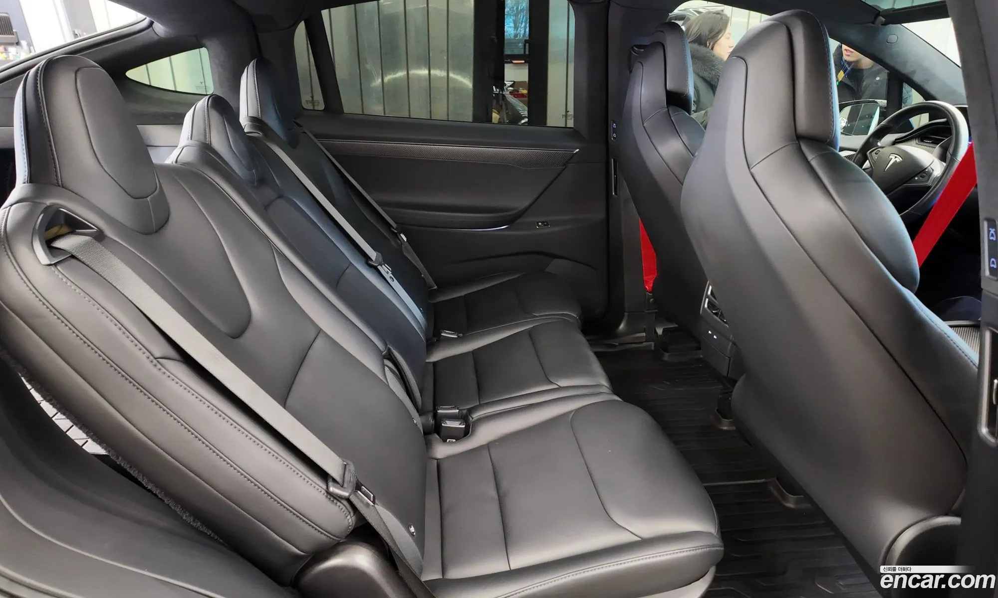 Tesla Model X 2019 — 9