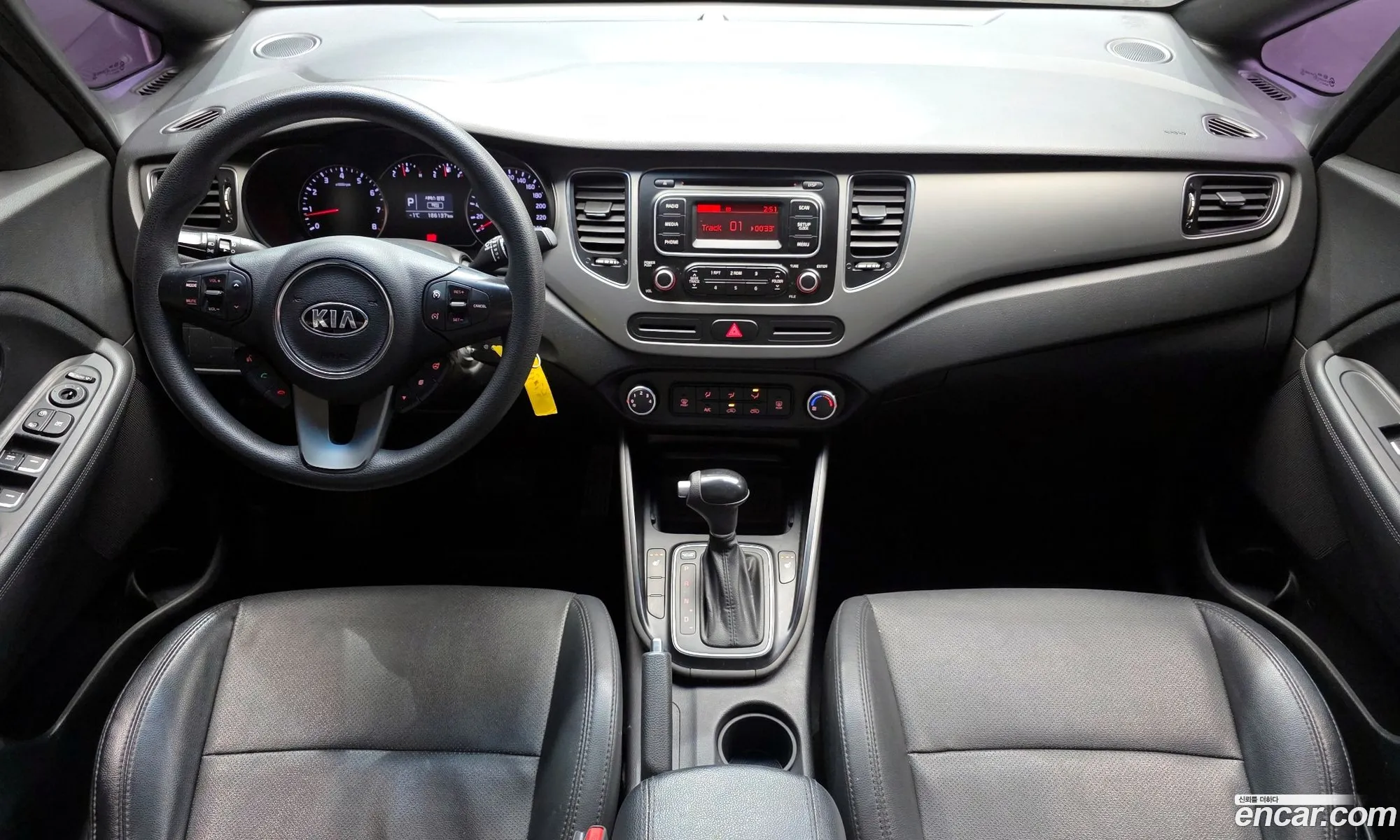 Kia Carens 2013 — 18