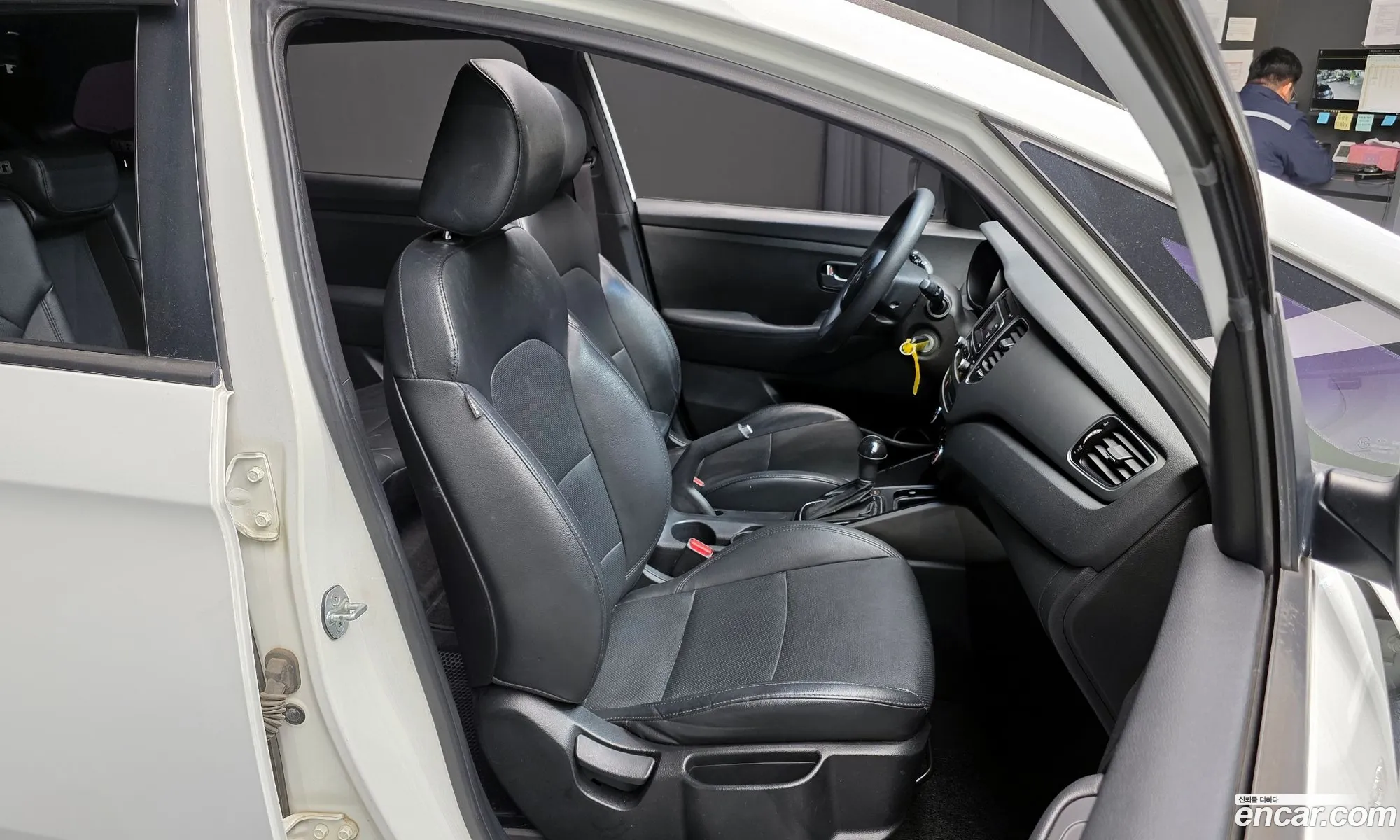 Kia Carens 2013 — 9