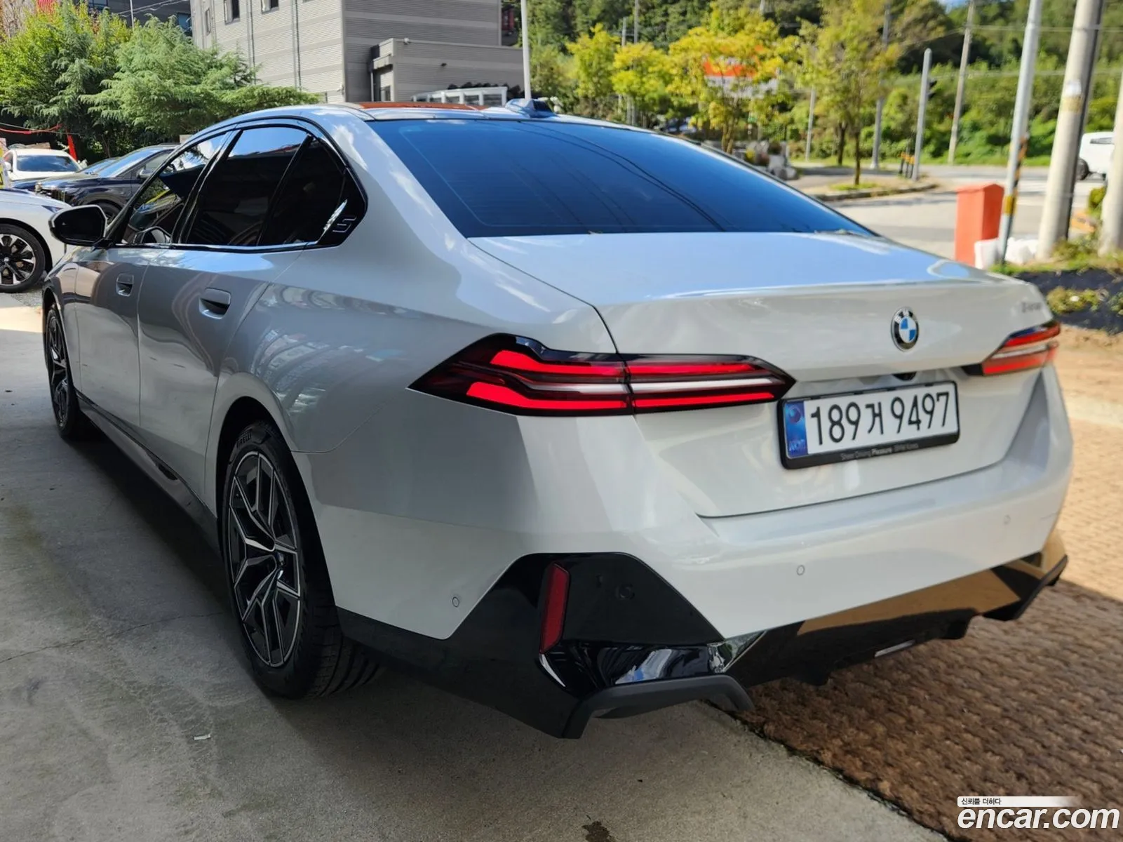 BMW 5 Series 2025 — 6
