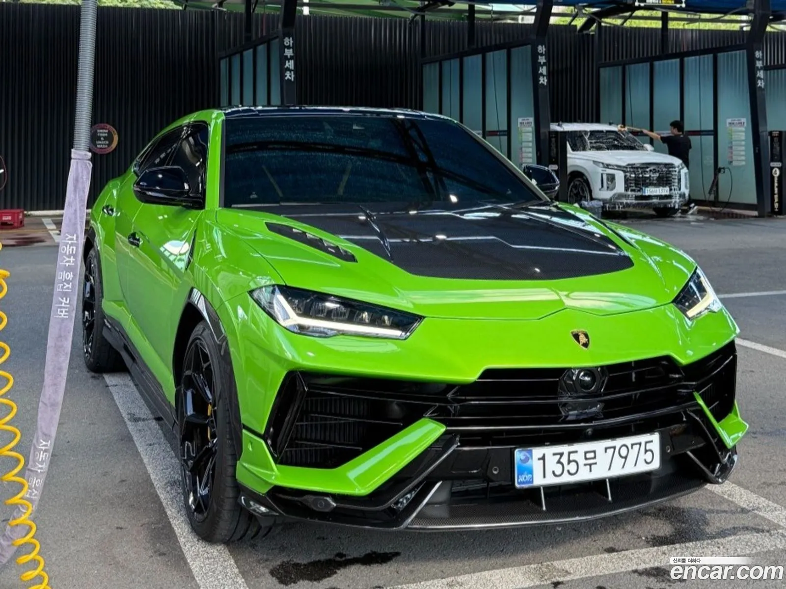 Lamborghini Urus 2024 — 10