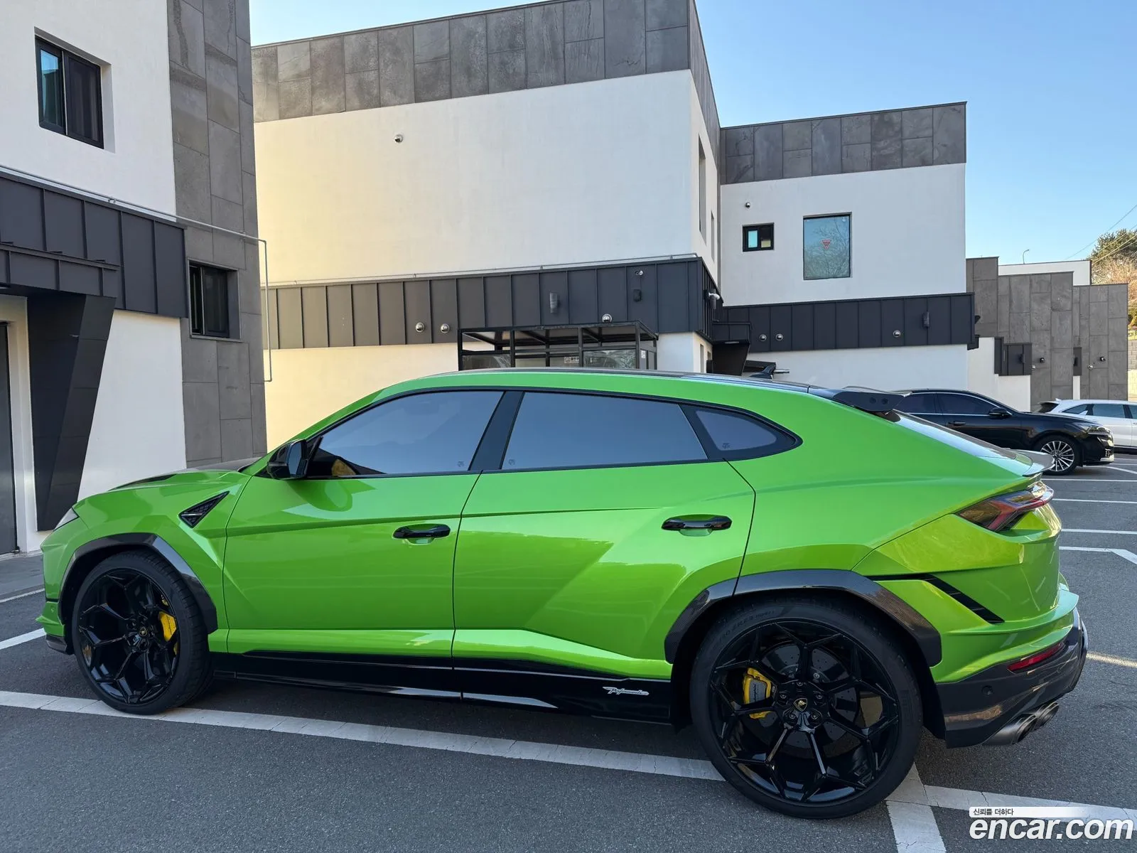 Lamborghini Urus 2024 — 17