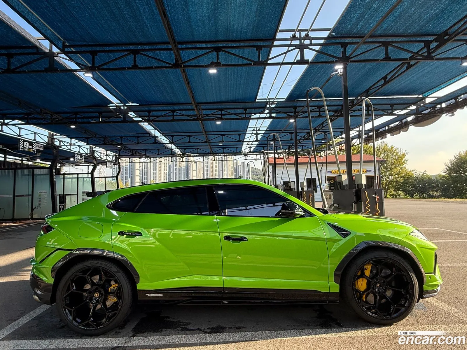 Lamborghini Urus 2024 — 3