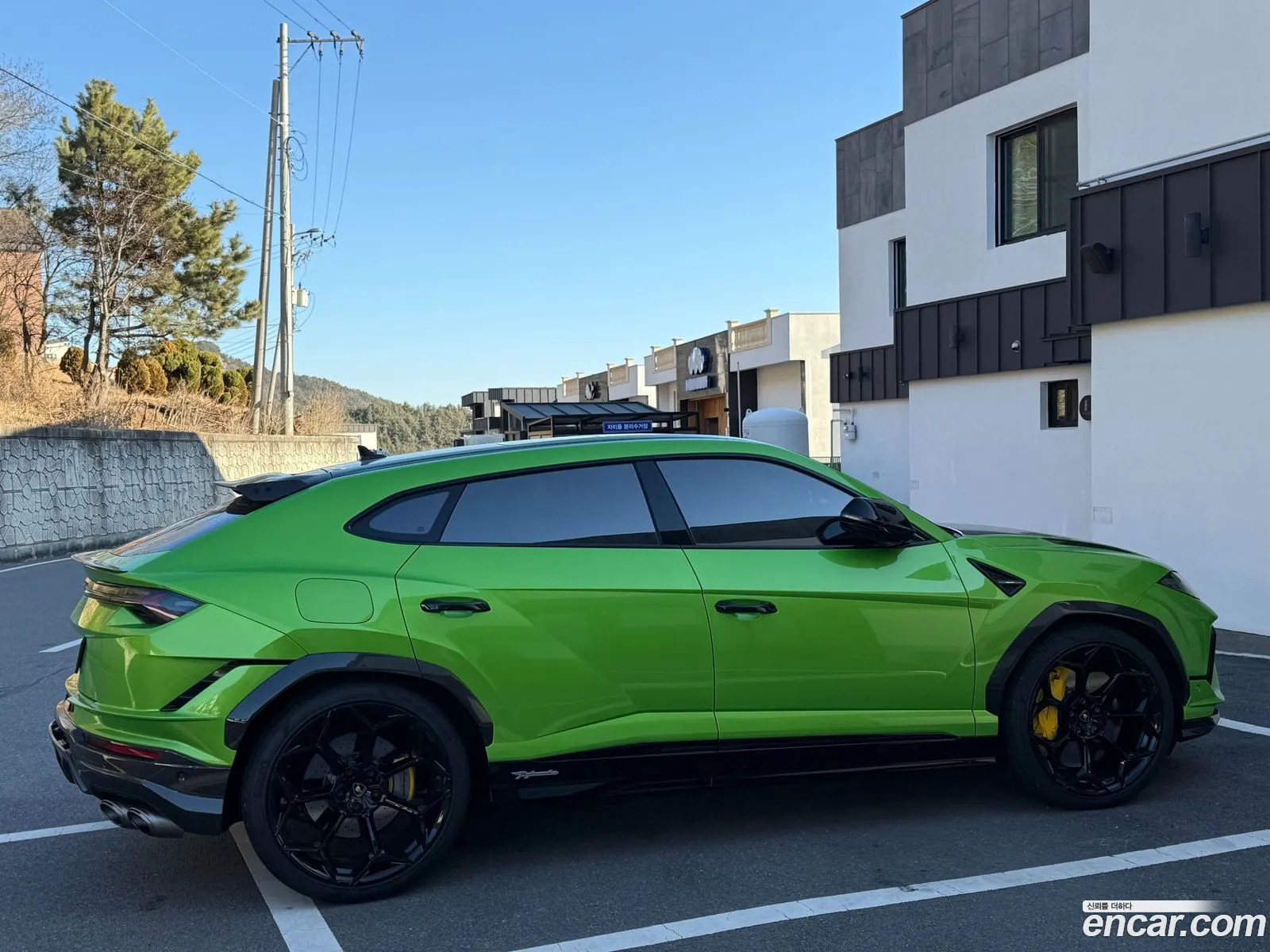 Lamborghini Urus 2024 — 11