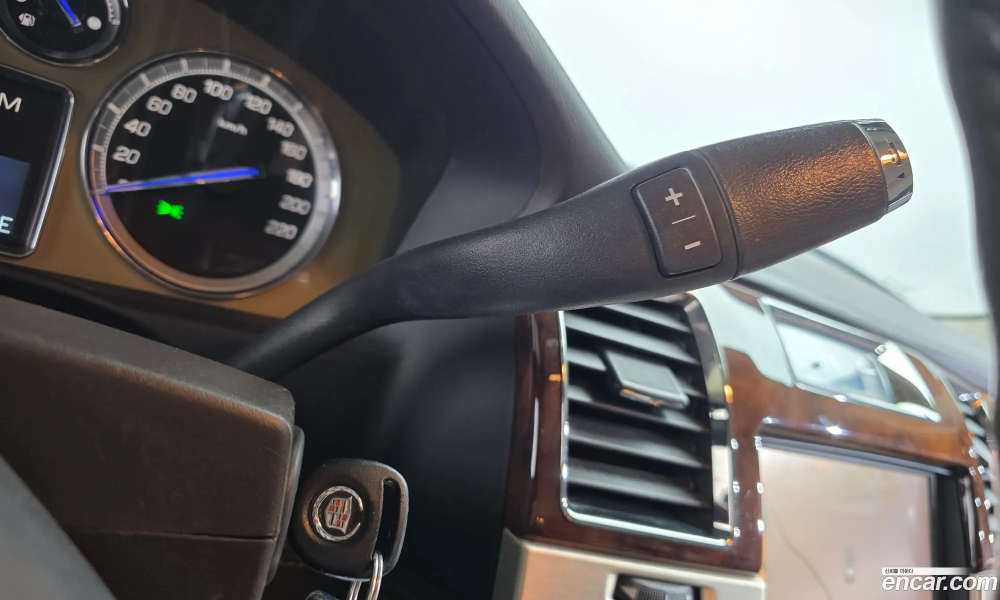 Cadillac Escalade 2012 — 2