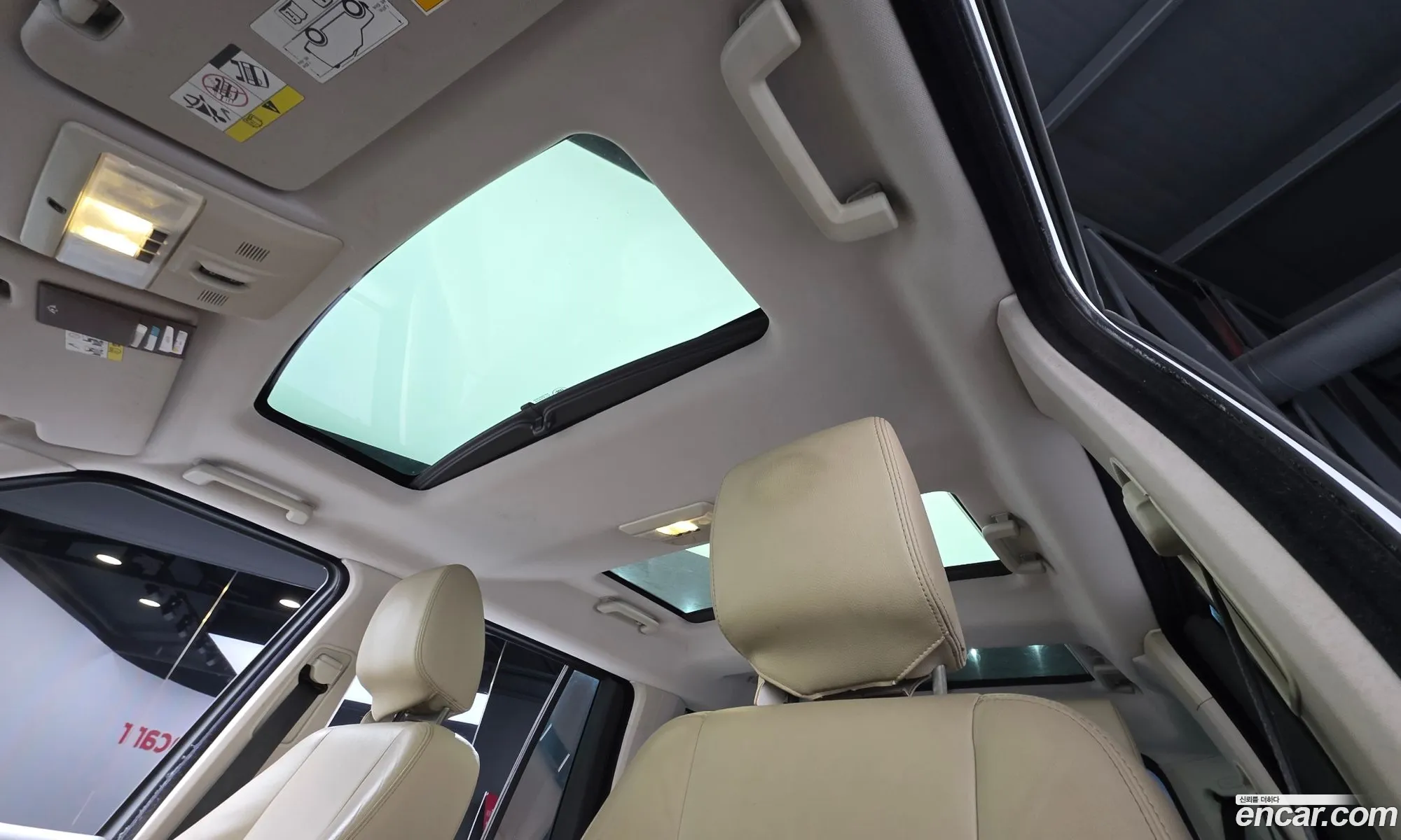 Land Rover Discovery 4 2013 SALLAAAG6DA691089 — 8
