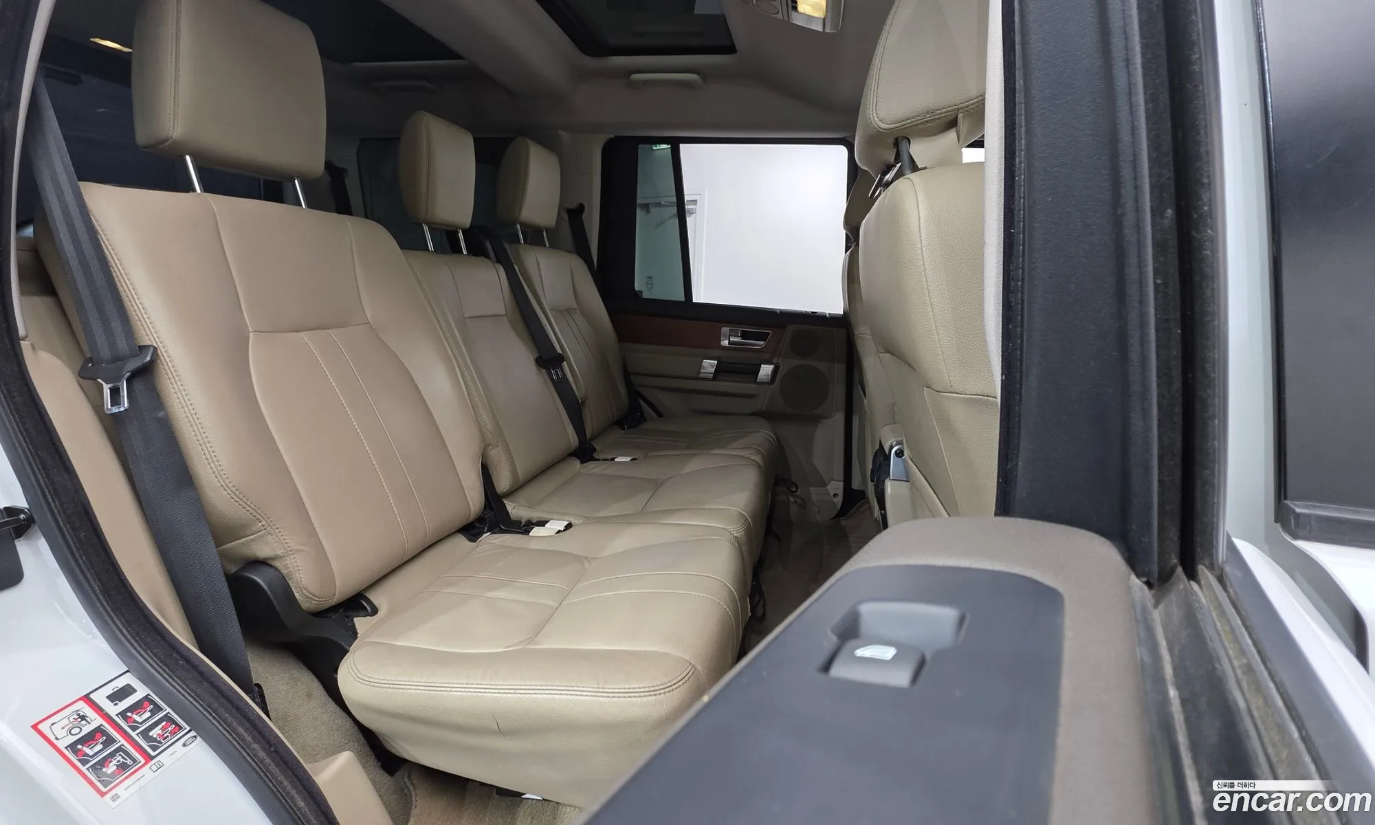 Land Rover Discovery 4 2013 SALLAAAG6DA691089 — 5