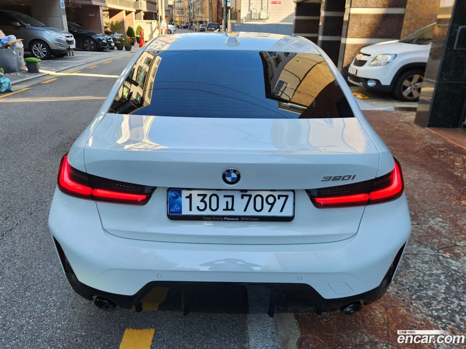 BMW 3 Series 2025 — 12