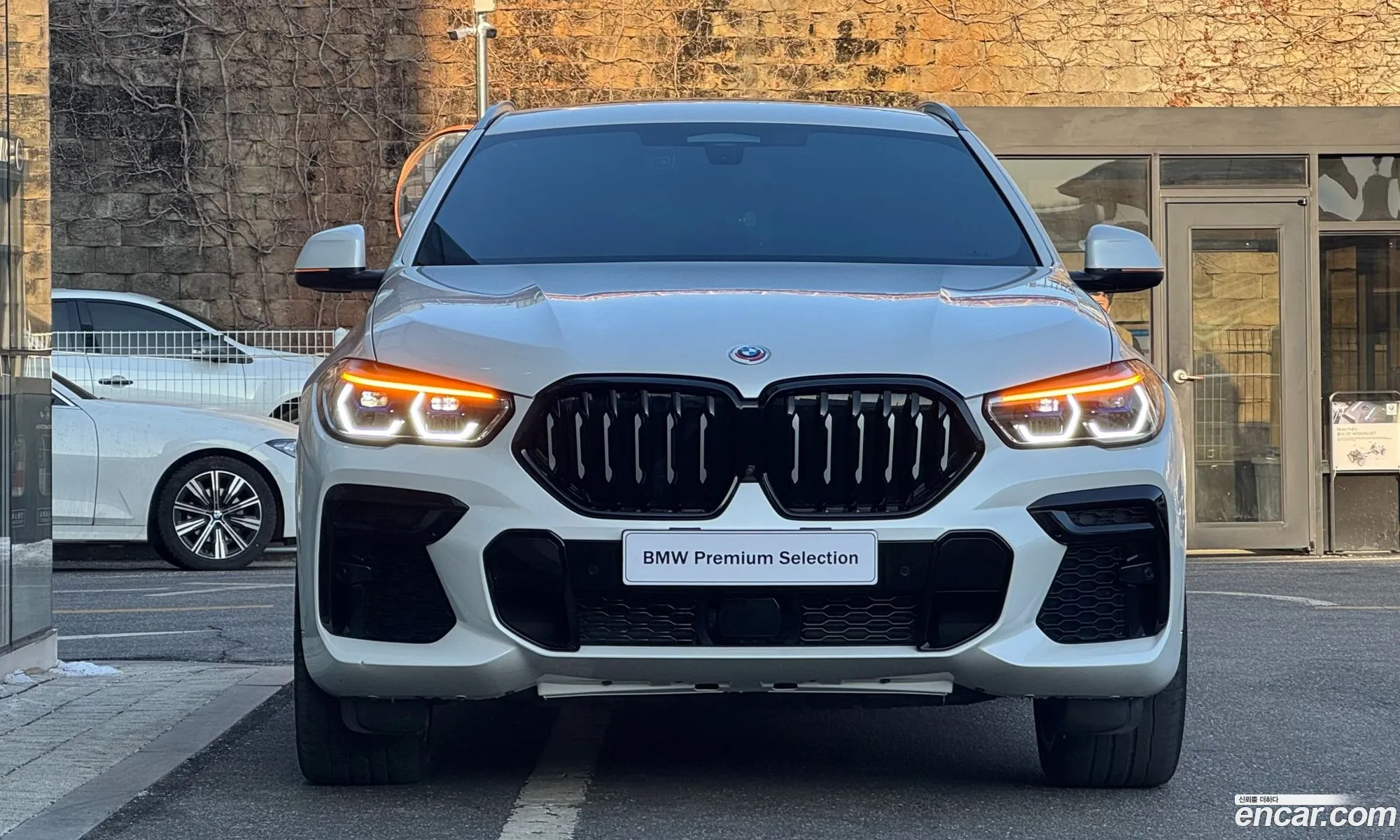 BMW X6 2023 — 12