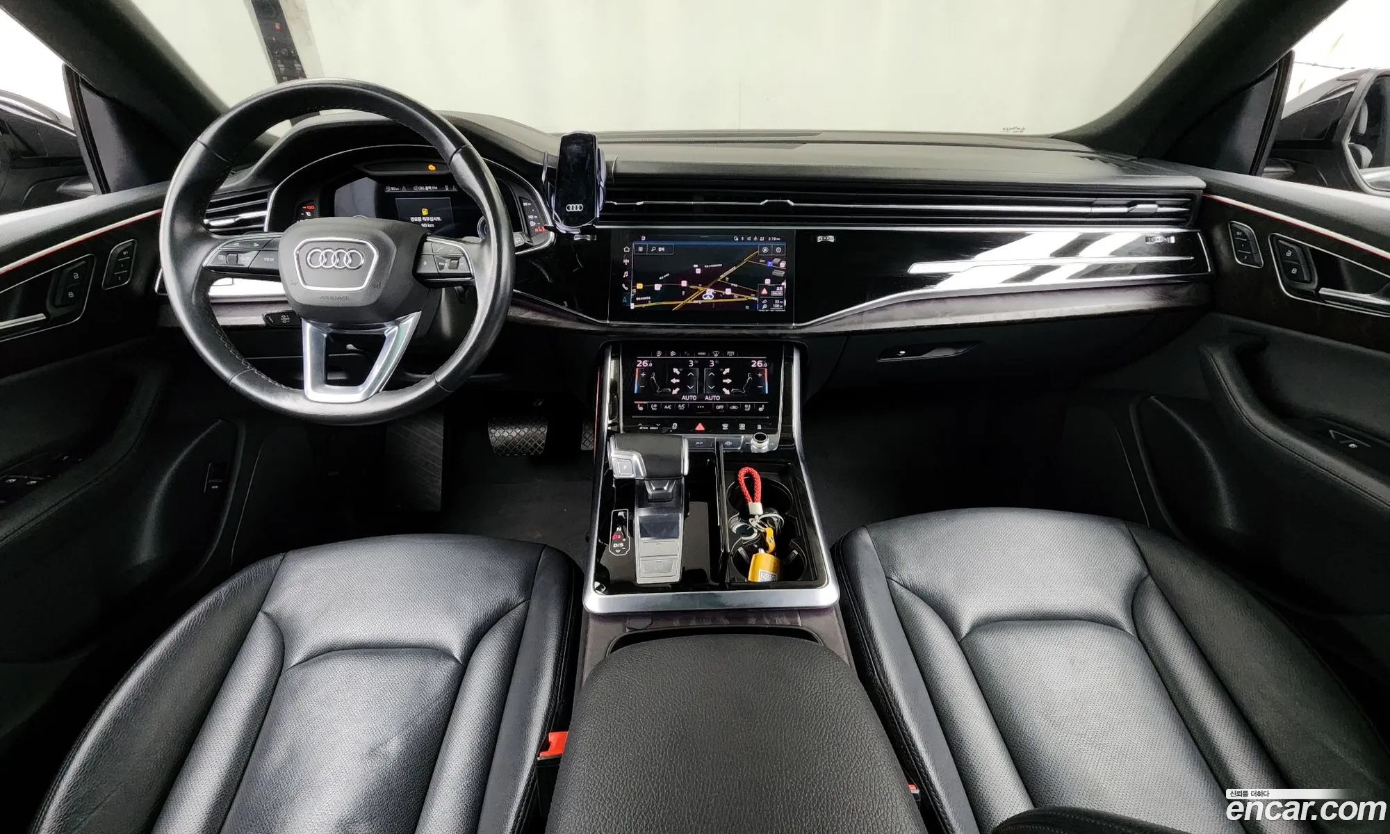 Audi Q8 2022 WAUZZZF15ND000851 — 2