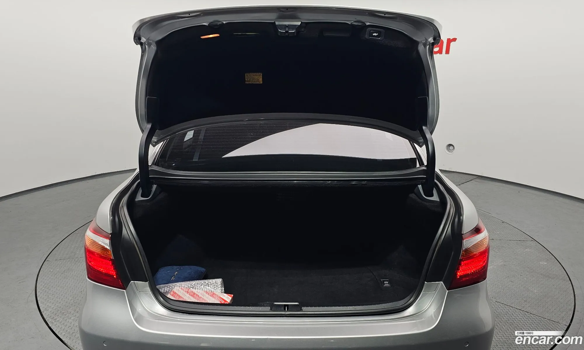 Lexus LS460 2011 — 10