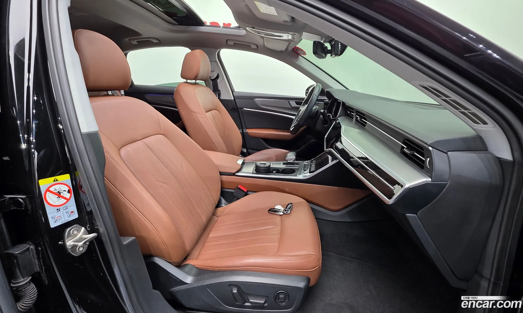 Audi A6 2021 WAUZZZF29MN103577 — 9