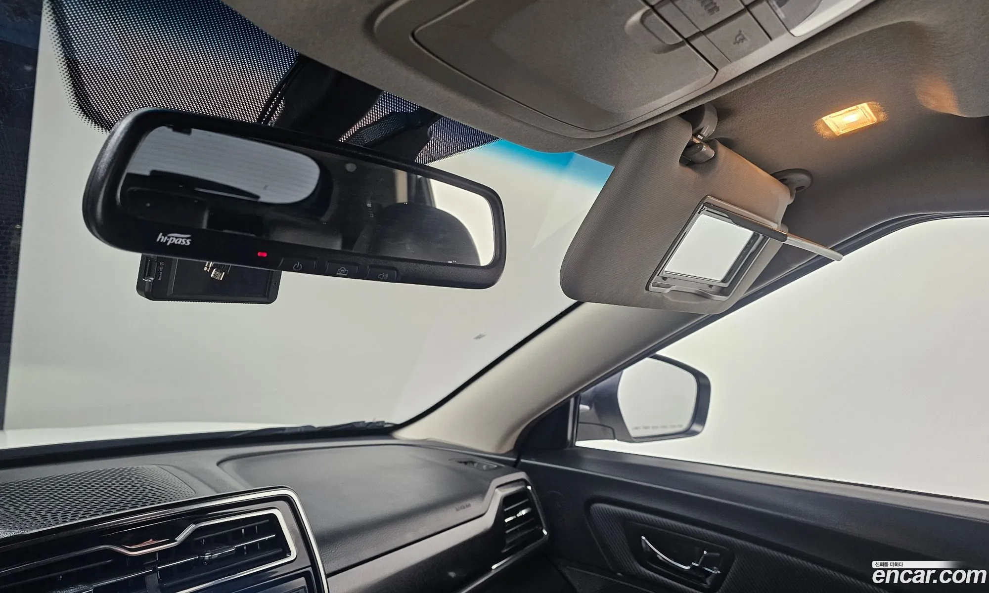 KG Mobility (SsangYong) Tivoli 2020 — 8
