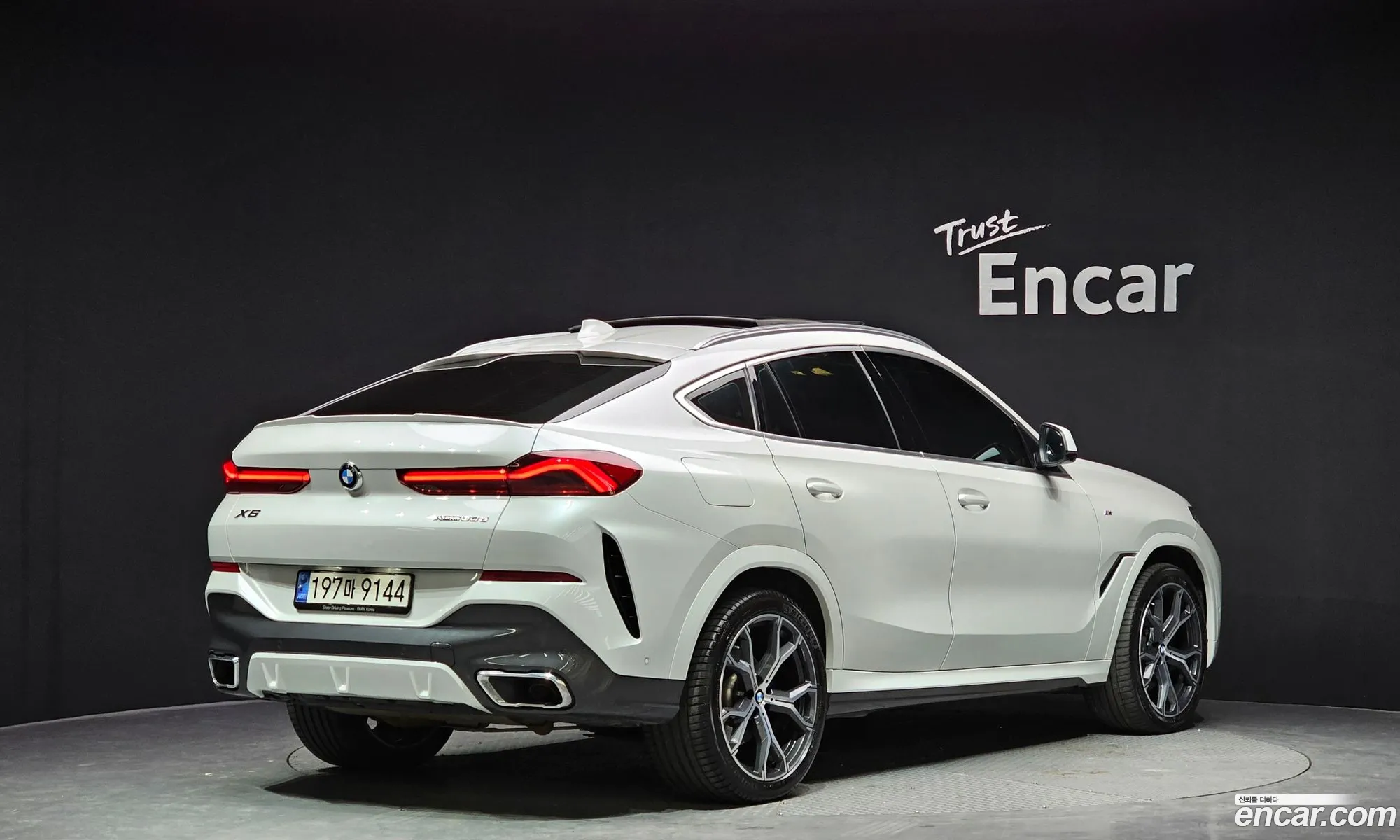 BMW X6 2022 — 7