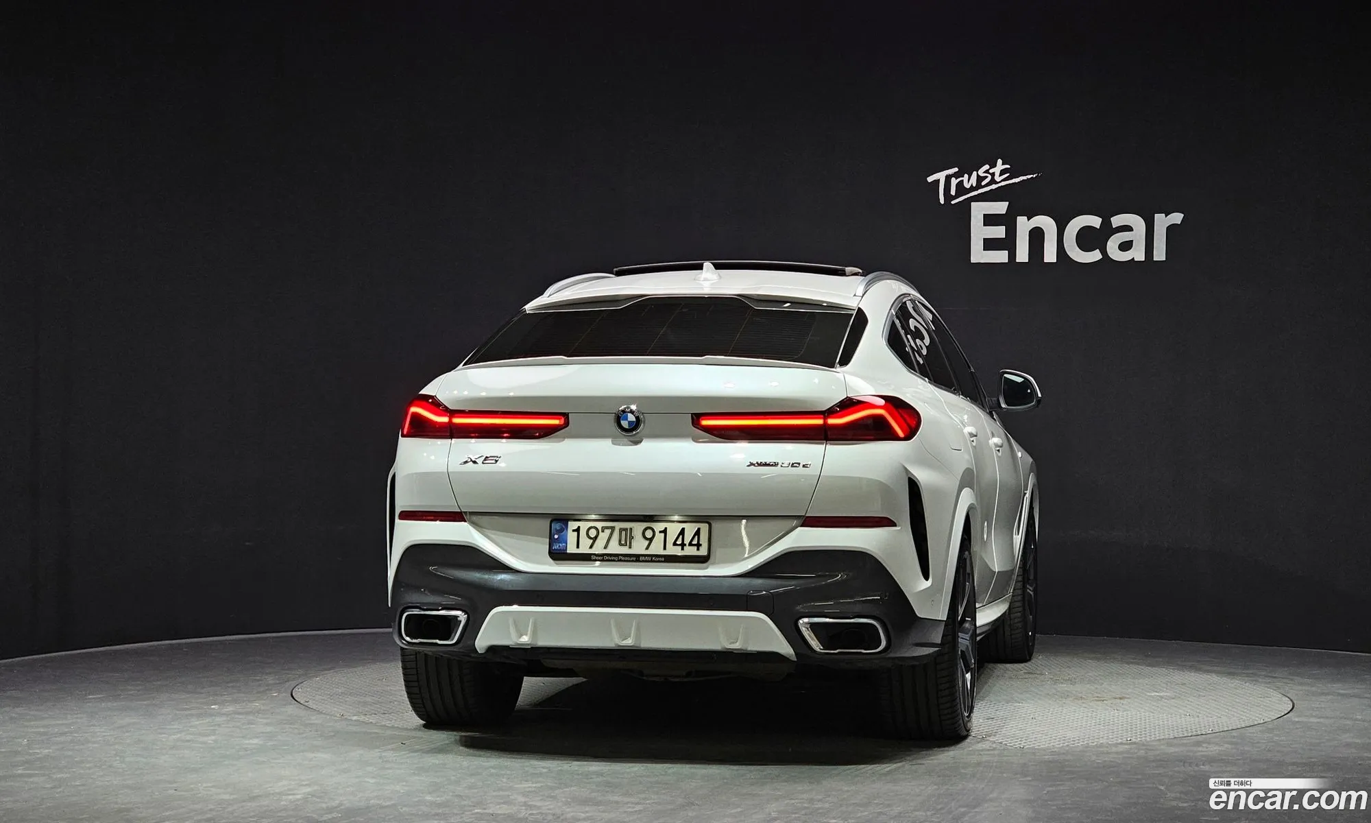 BMW X6 2022 — 16