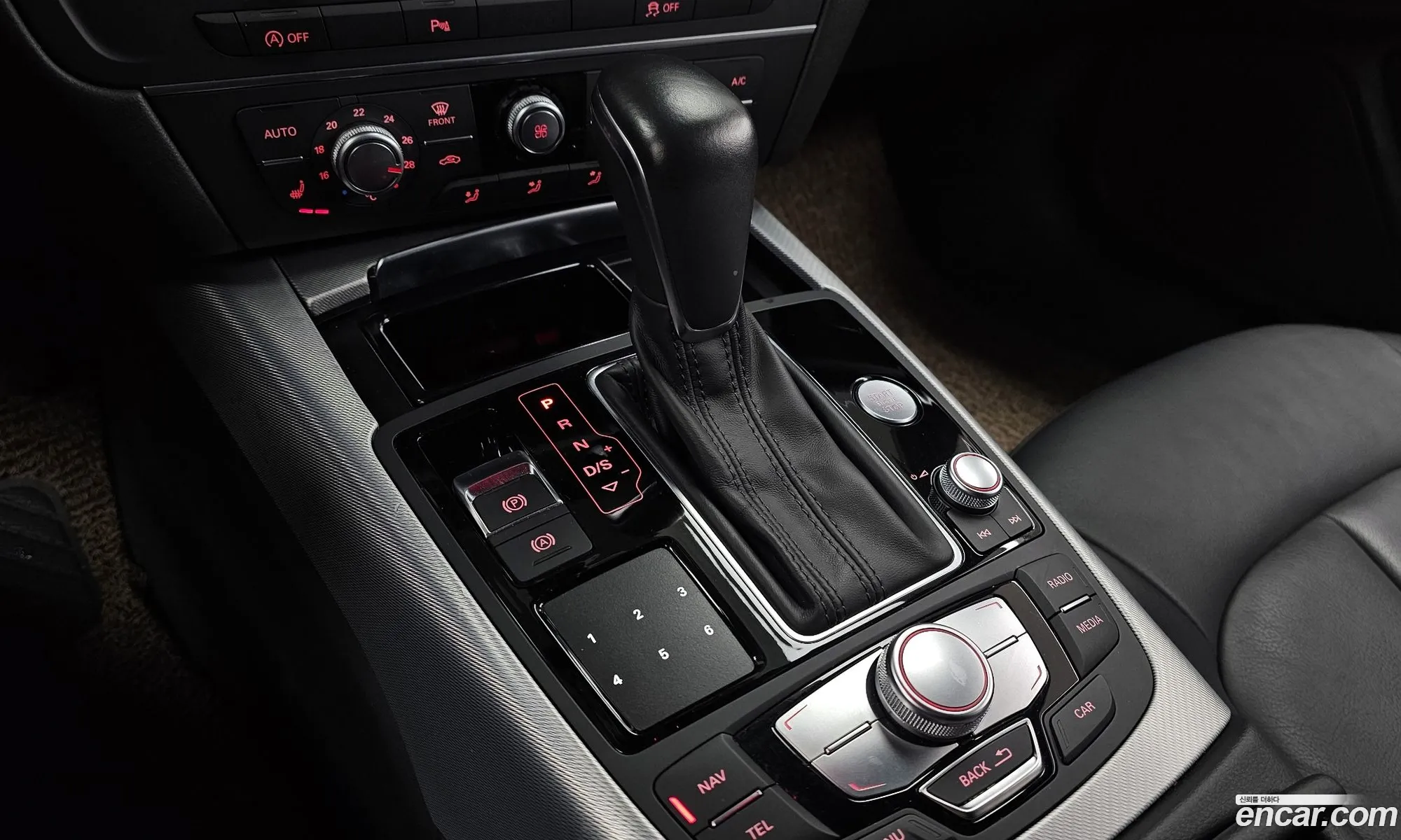 Audi A6 2018 WAUZZZ4G8JN104388 — 2