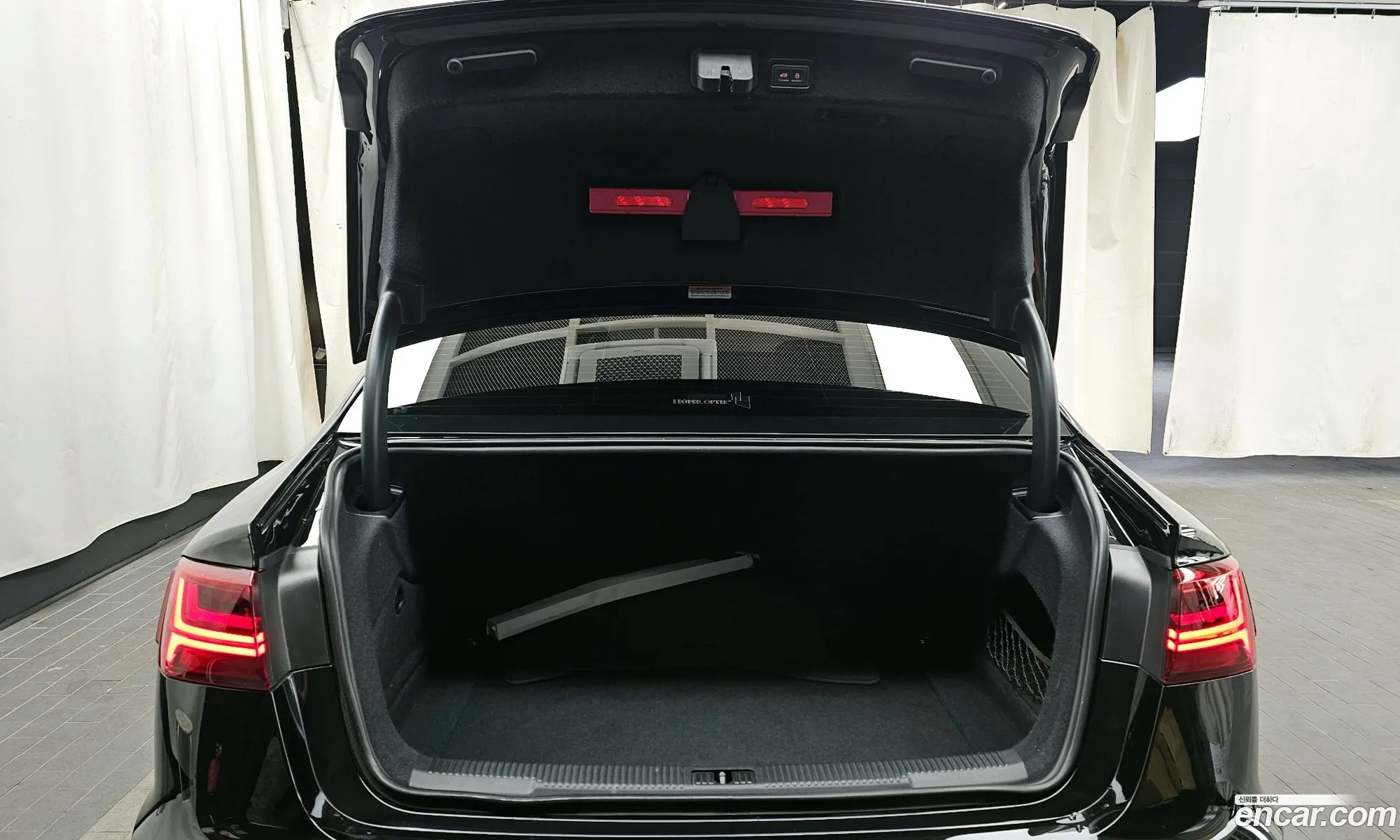 Audi A6 2018 WAUZZZ4G8JN104388 — 13