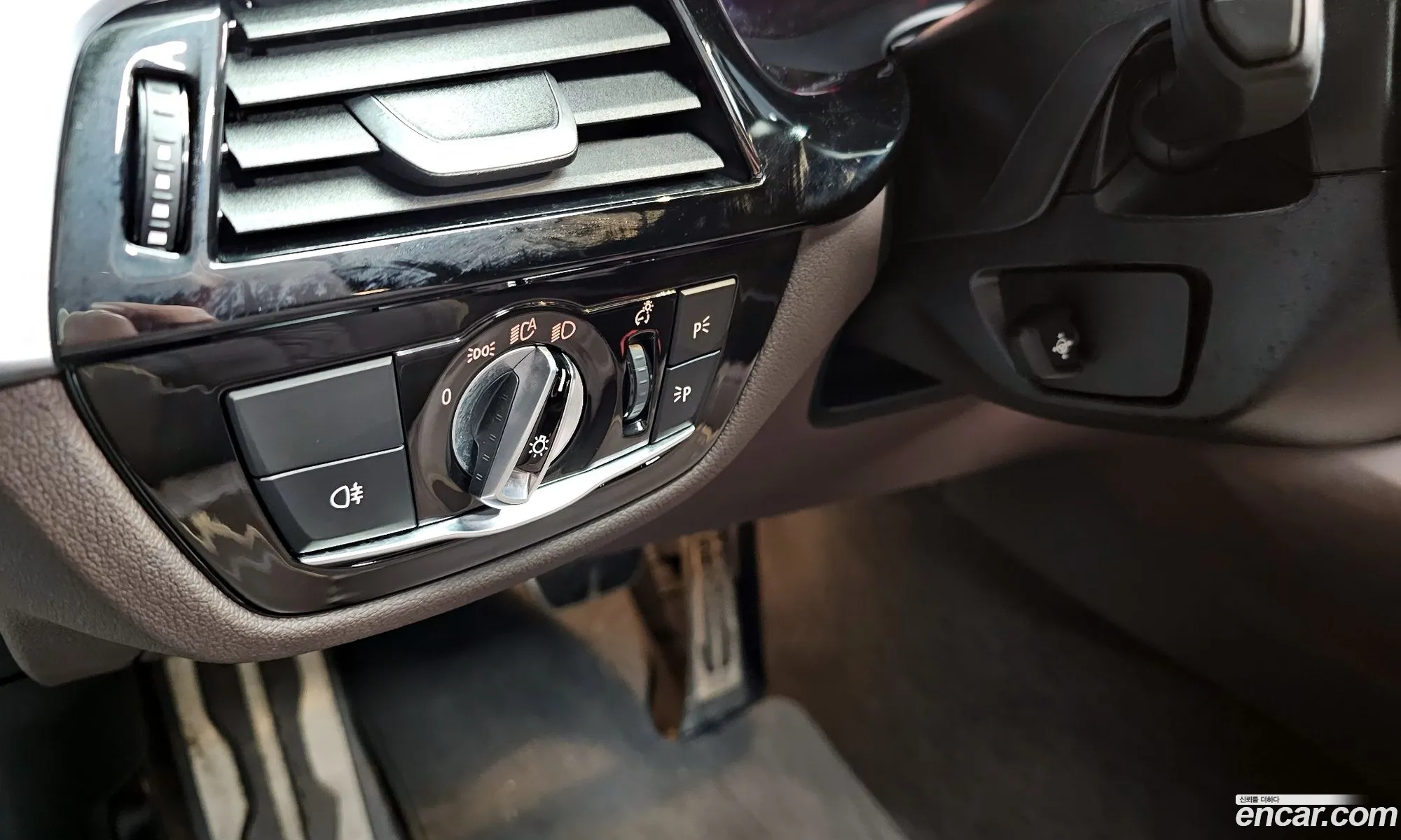 BMW 6 Series GT 2024 — 22