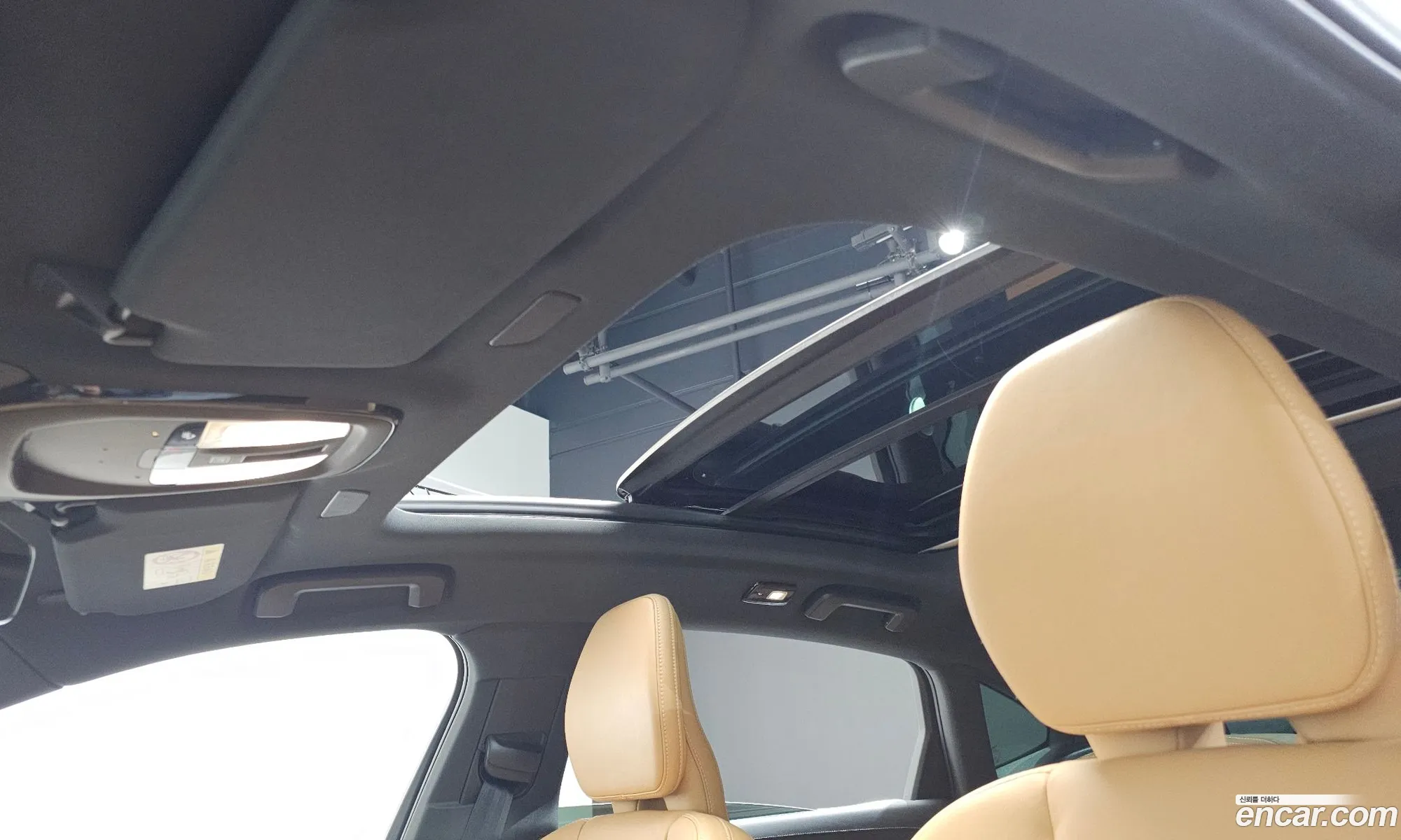 Volvo S90 2023 LVYPTL126PP350671 — 19