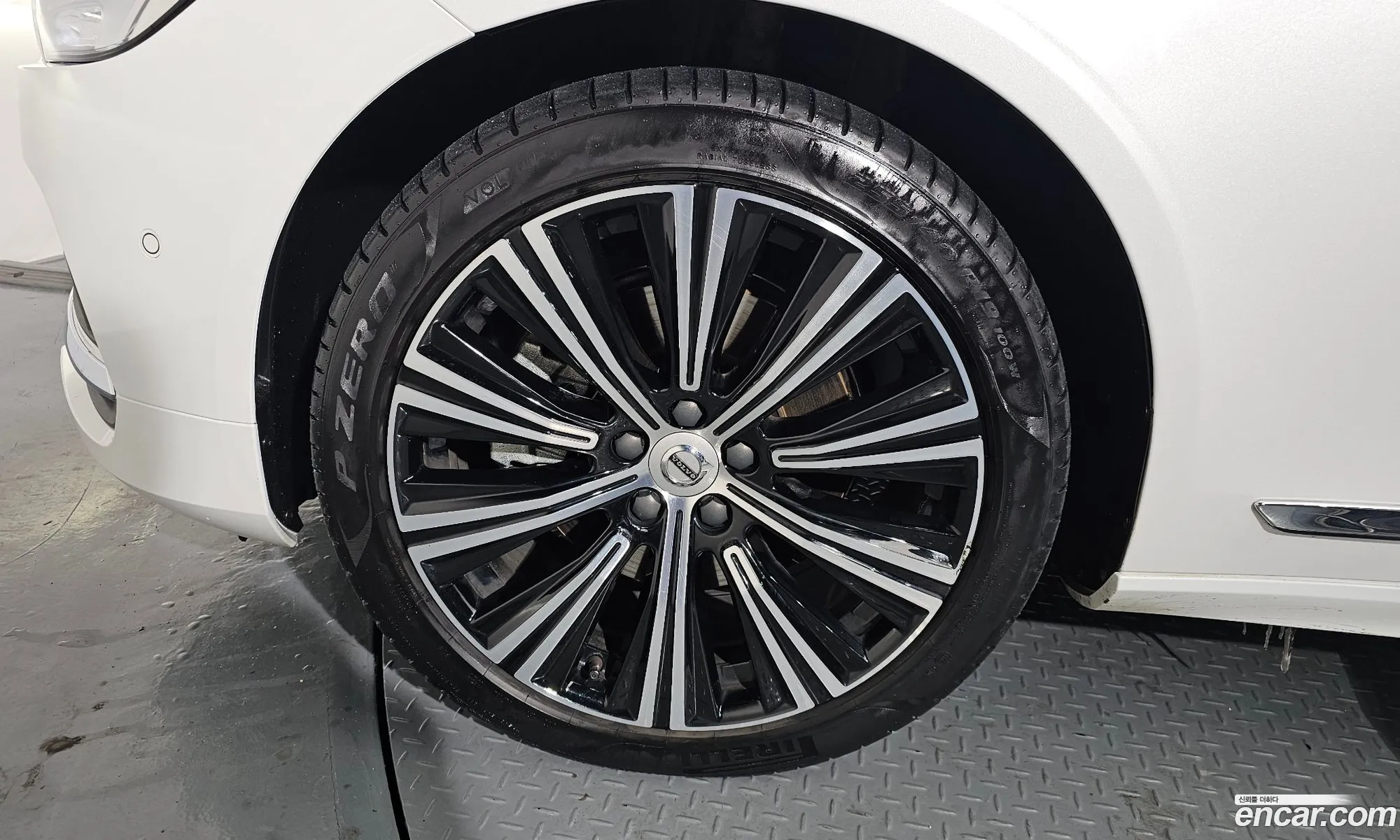 Volvo S90 2023 LVYPTL126PP350671 — 11