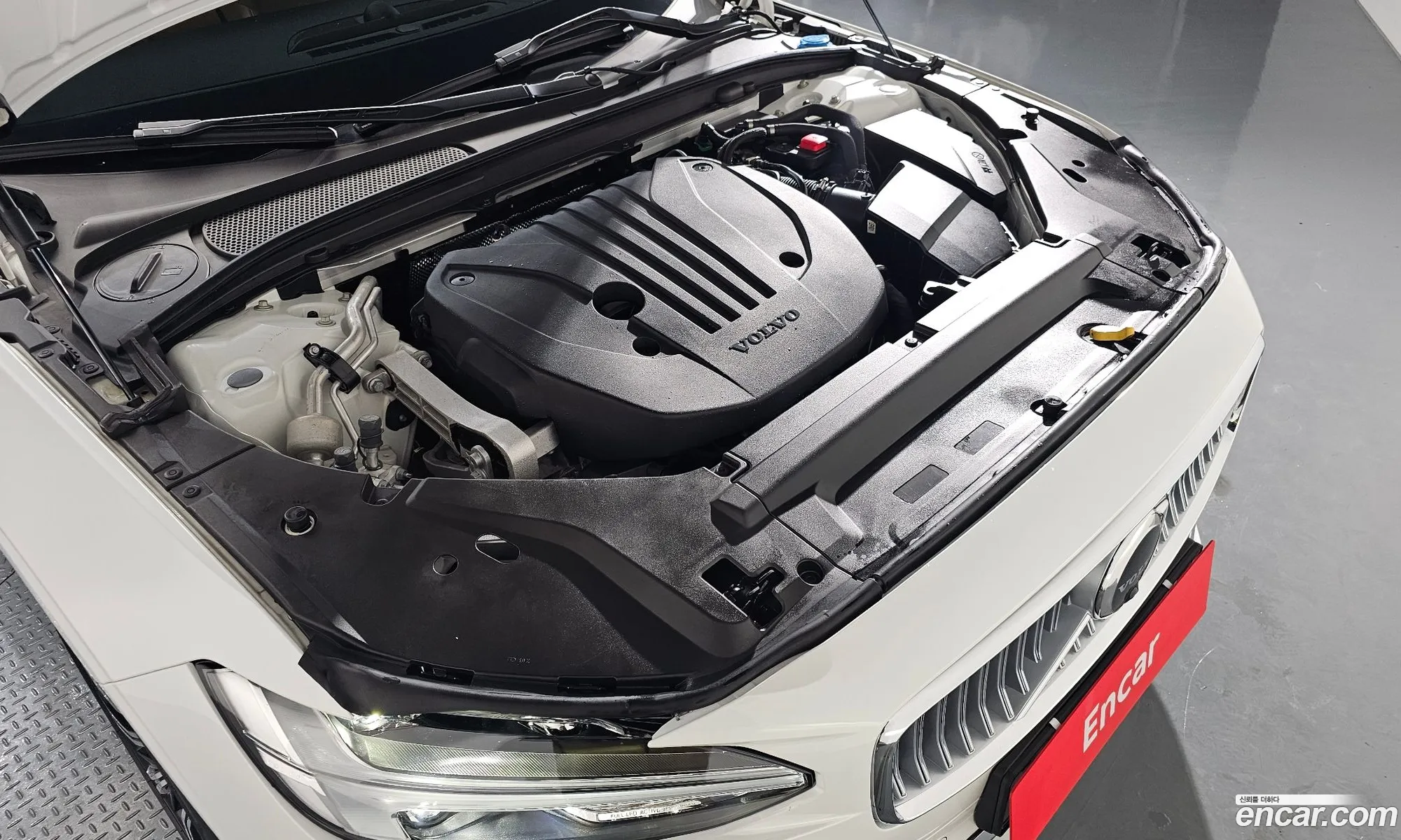Volvo S90 2023 LVYPTL126PP350671 — 12