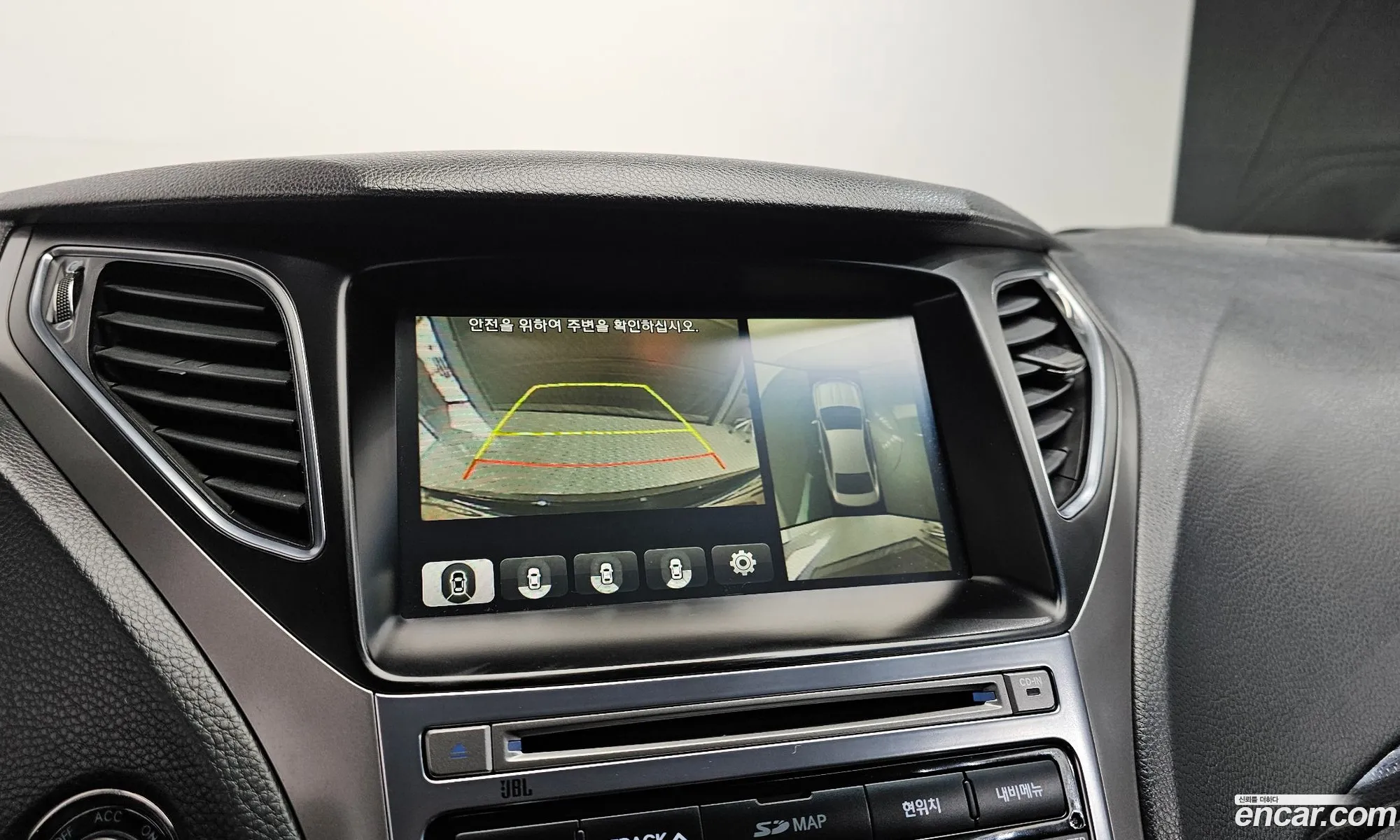 Hyundai Grandeur HG 2016 — 19