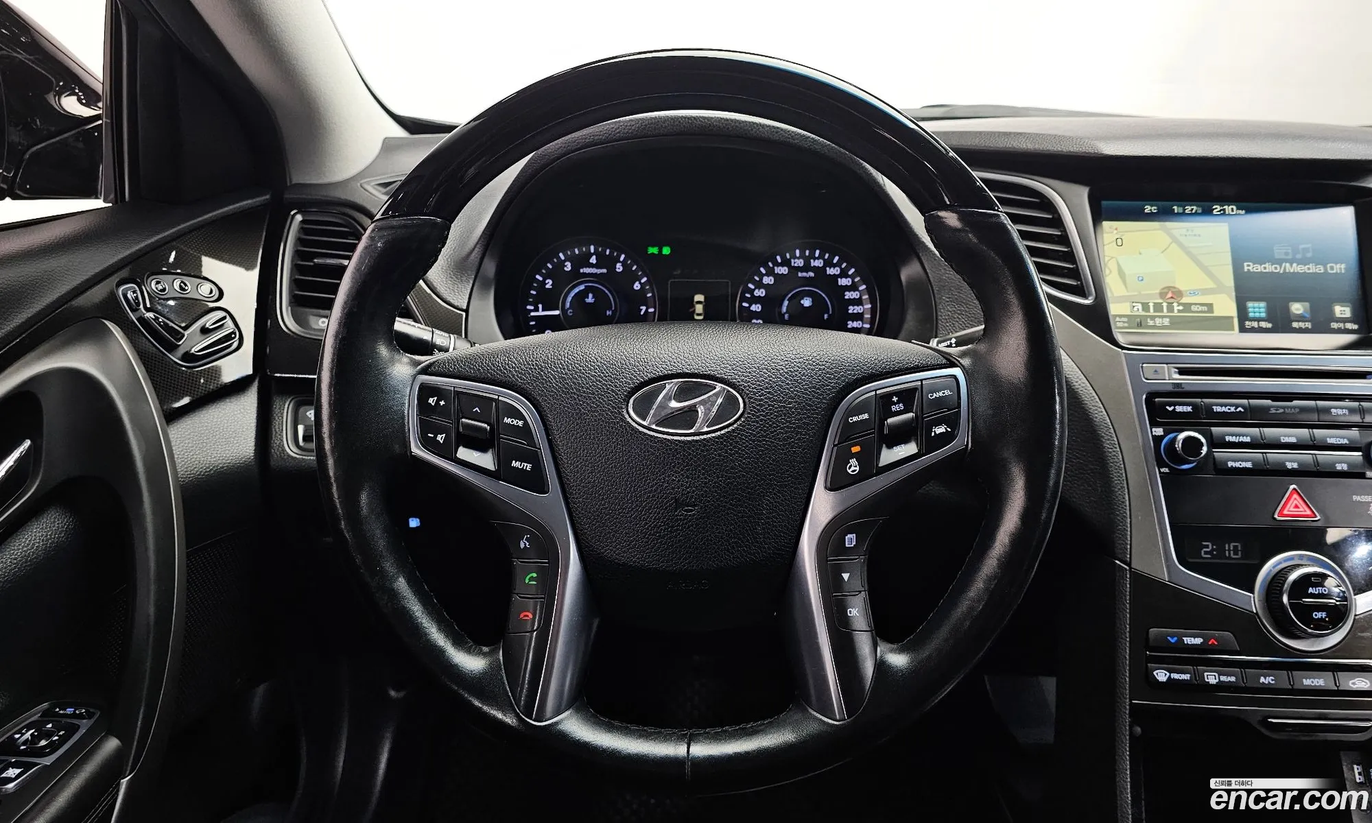 Hyundai Grandeur HG 2016 — 16
