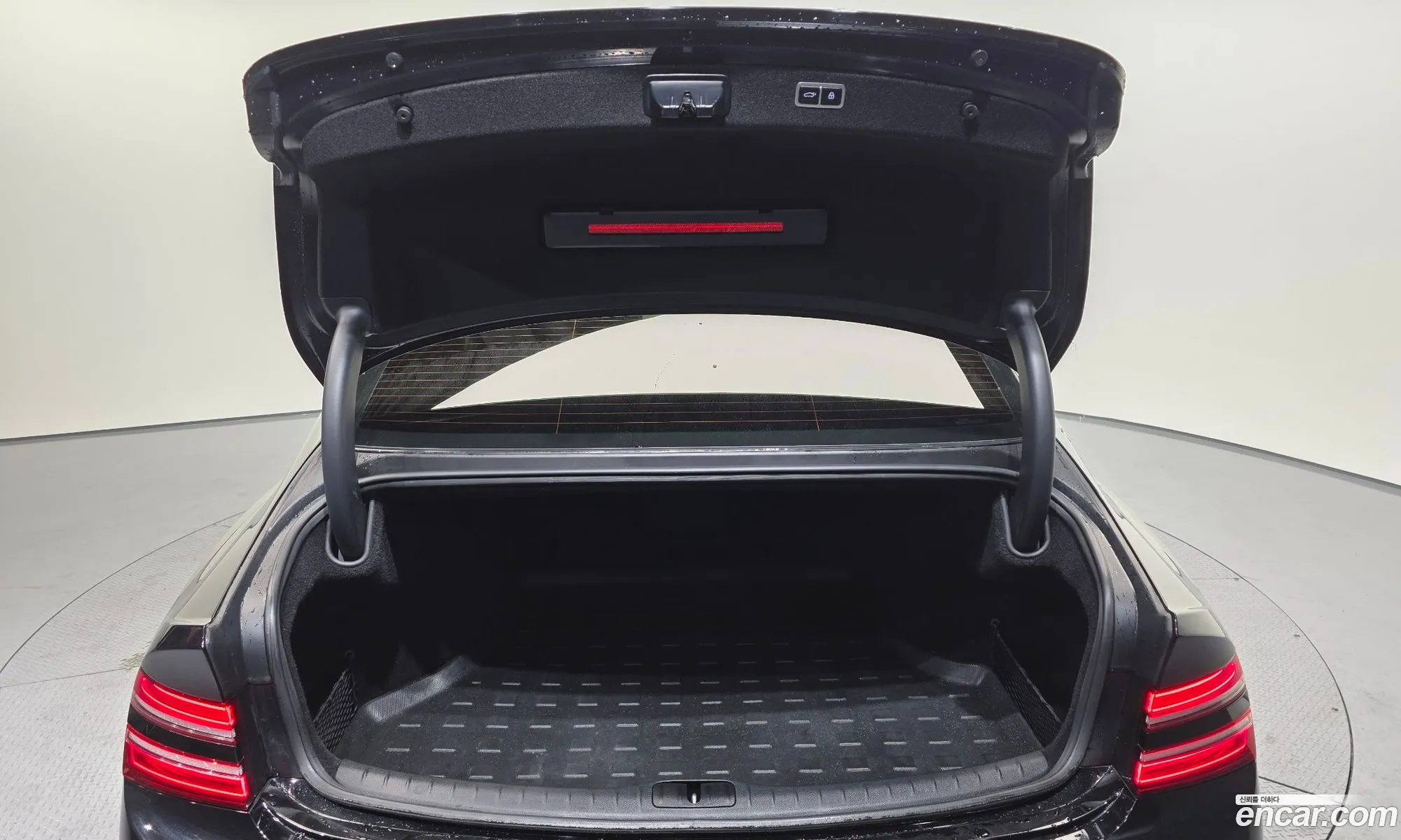 Genesis G80 2022 — 9