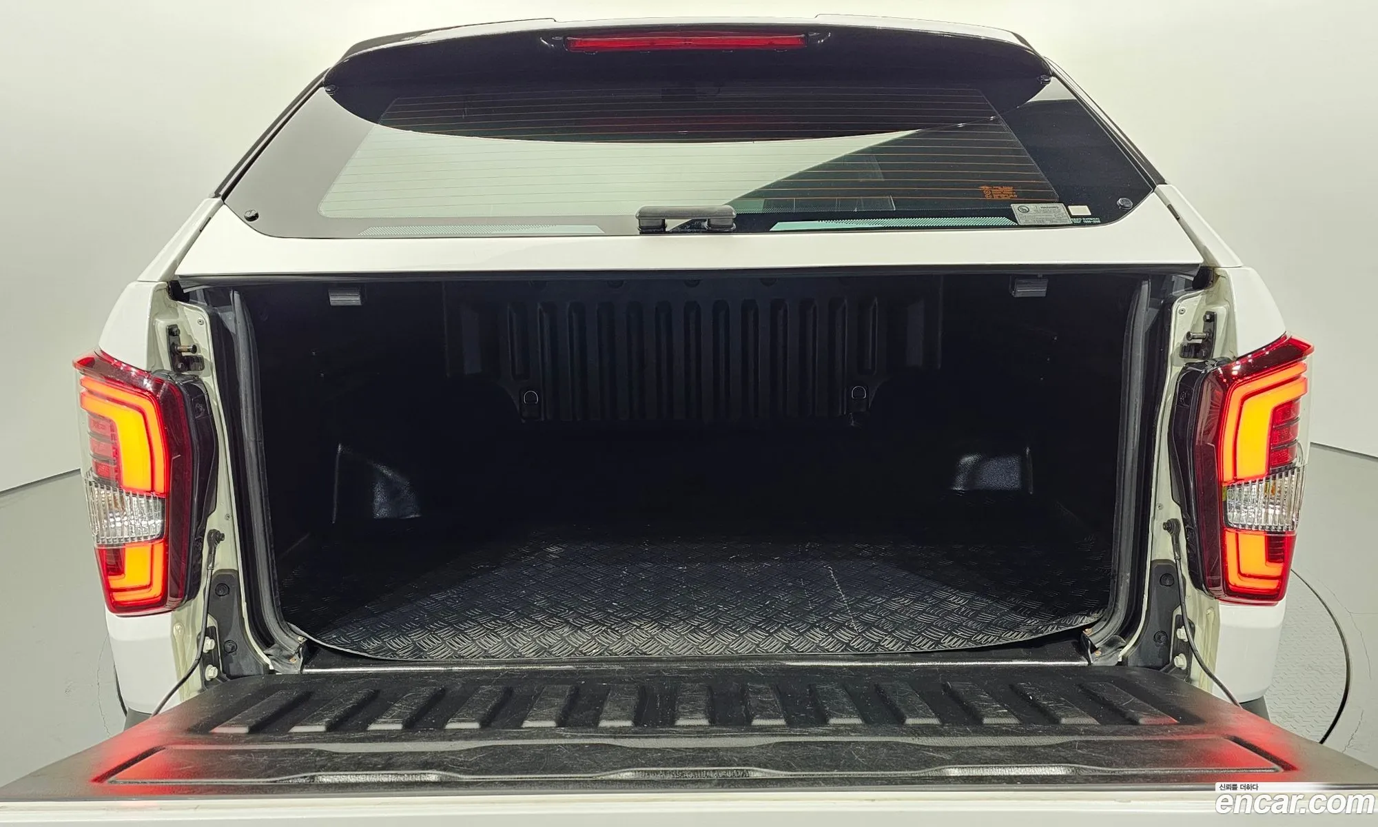 KG Mobility (SsangYong) Rexton Sports Khan 2022 — 3