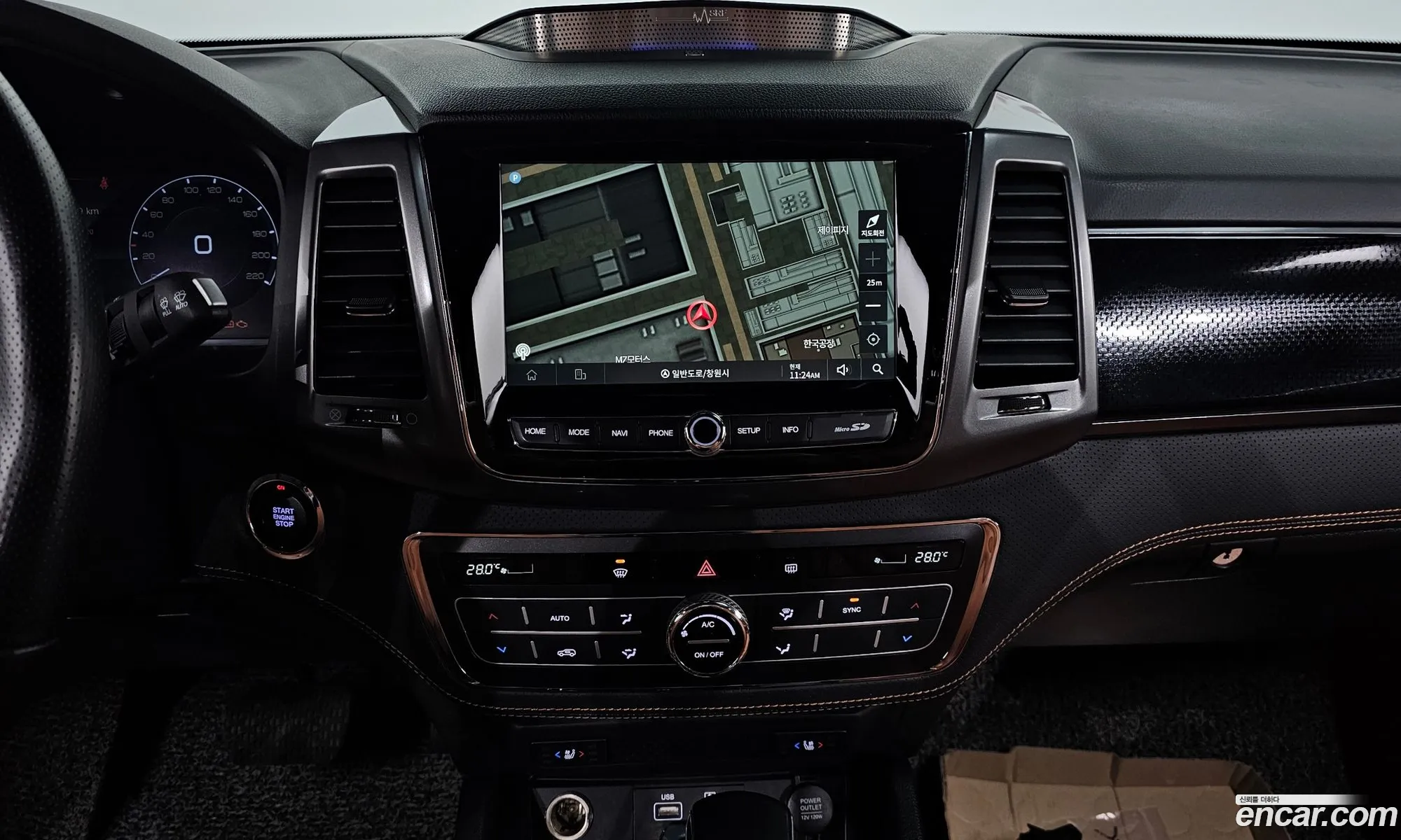 KG Mobility (SsangYong) Rexton Sports Khan 2022 — 6