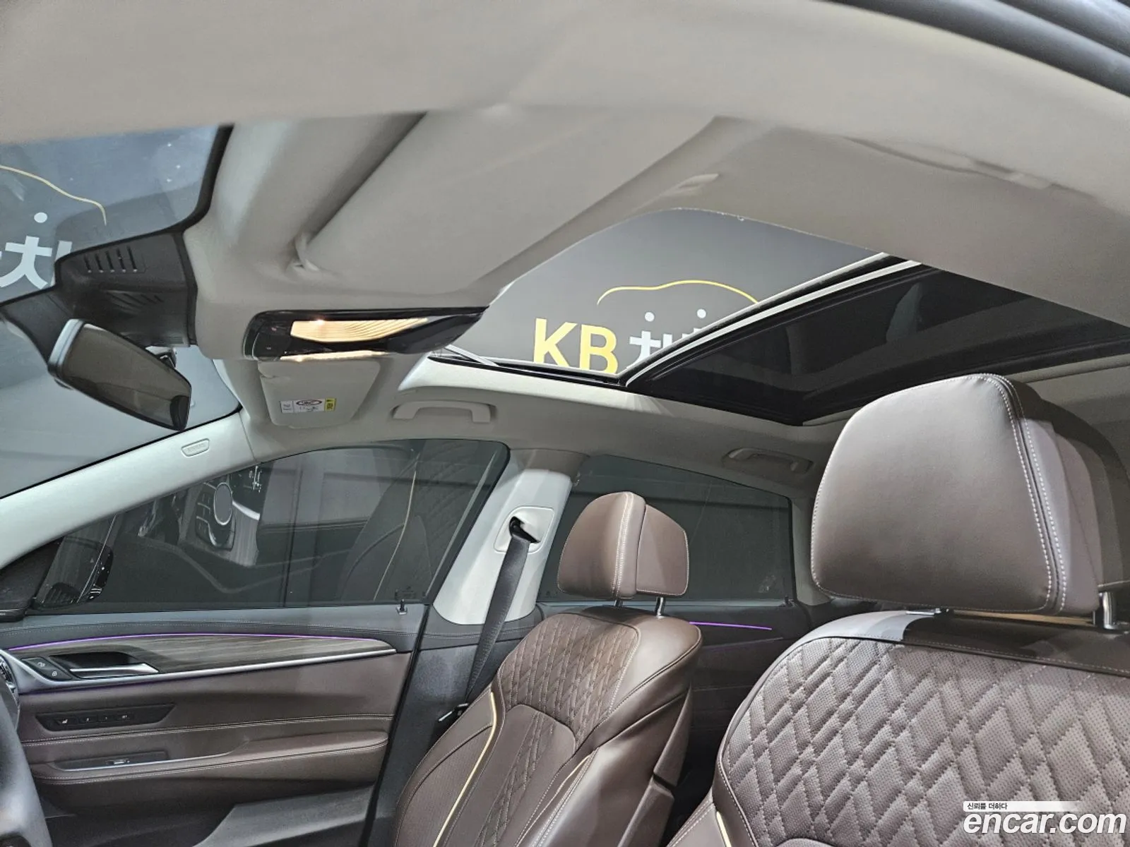 BMW 6 Series GT 2024 — 6