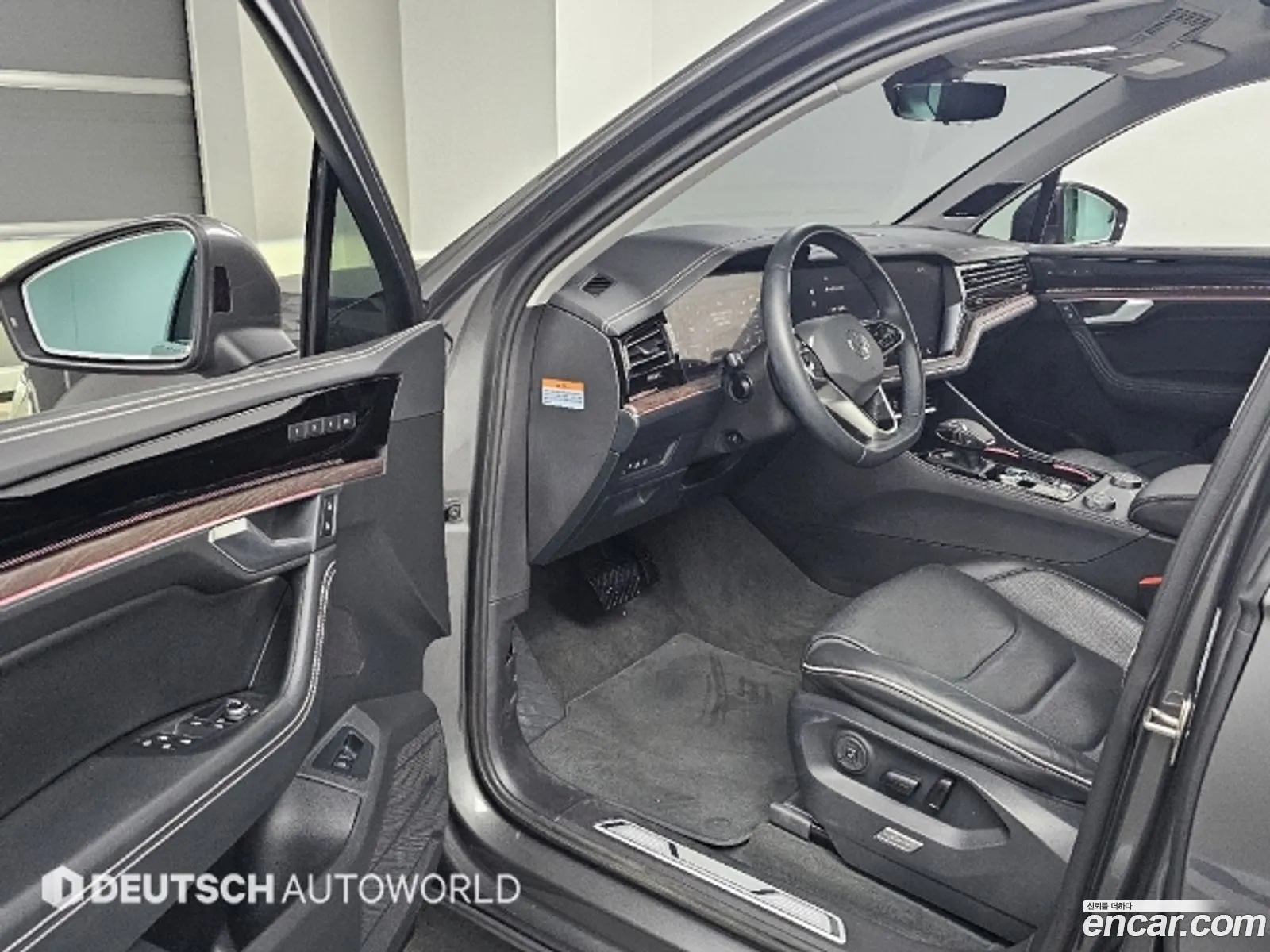 Volkswagen Touareg 2024 — 17