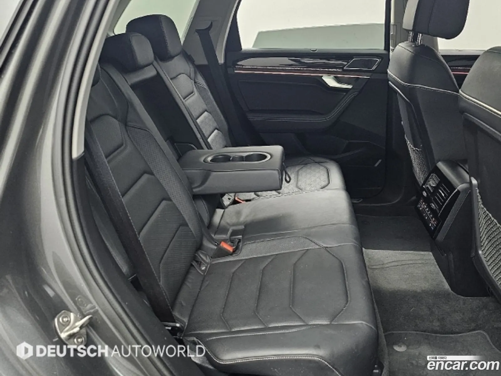Volkswagen Touareg 2024 — 16