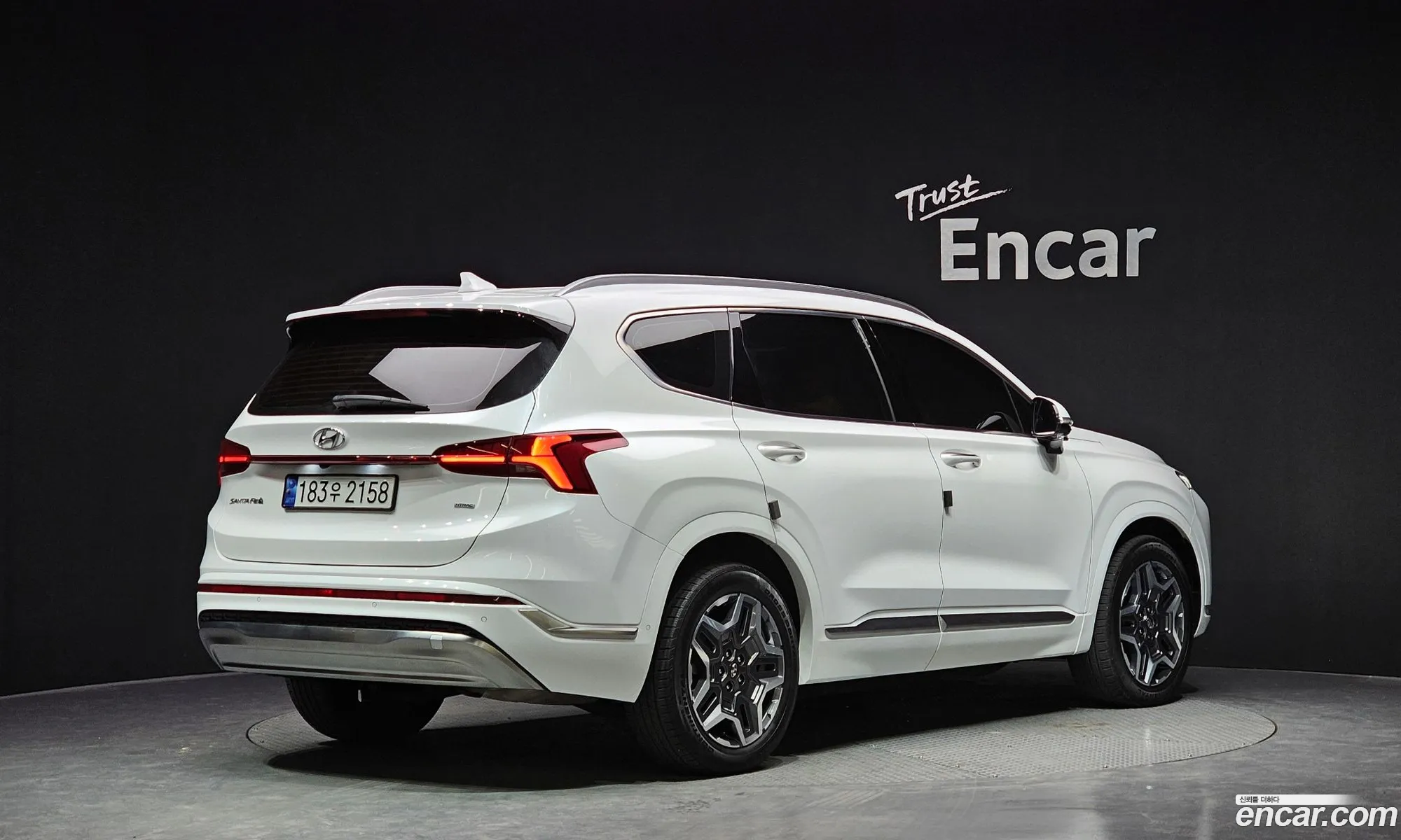 Hyundai Santa Fe 2023 — 4