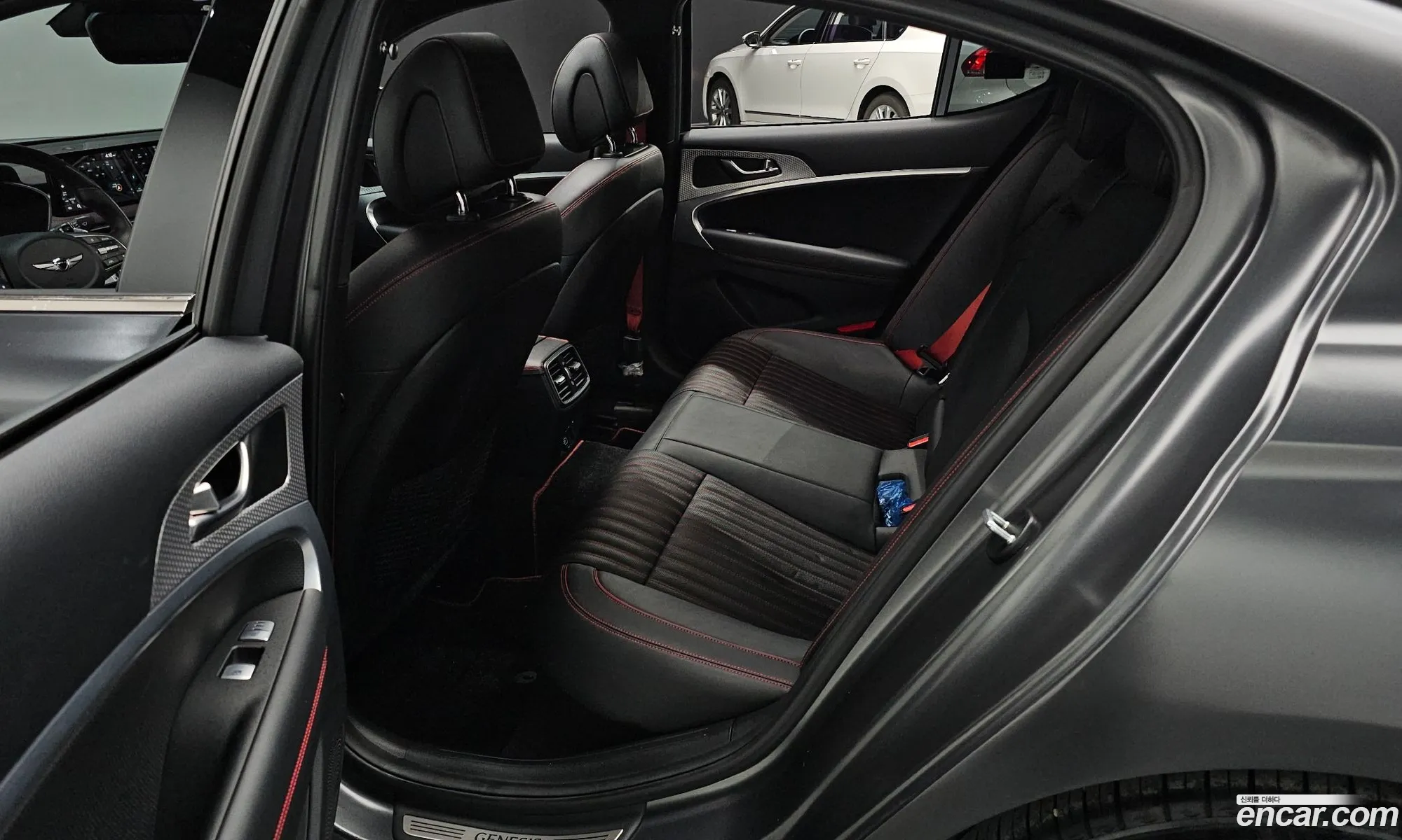 Genesis G70 2020 — 8