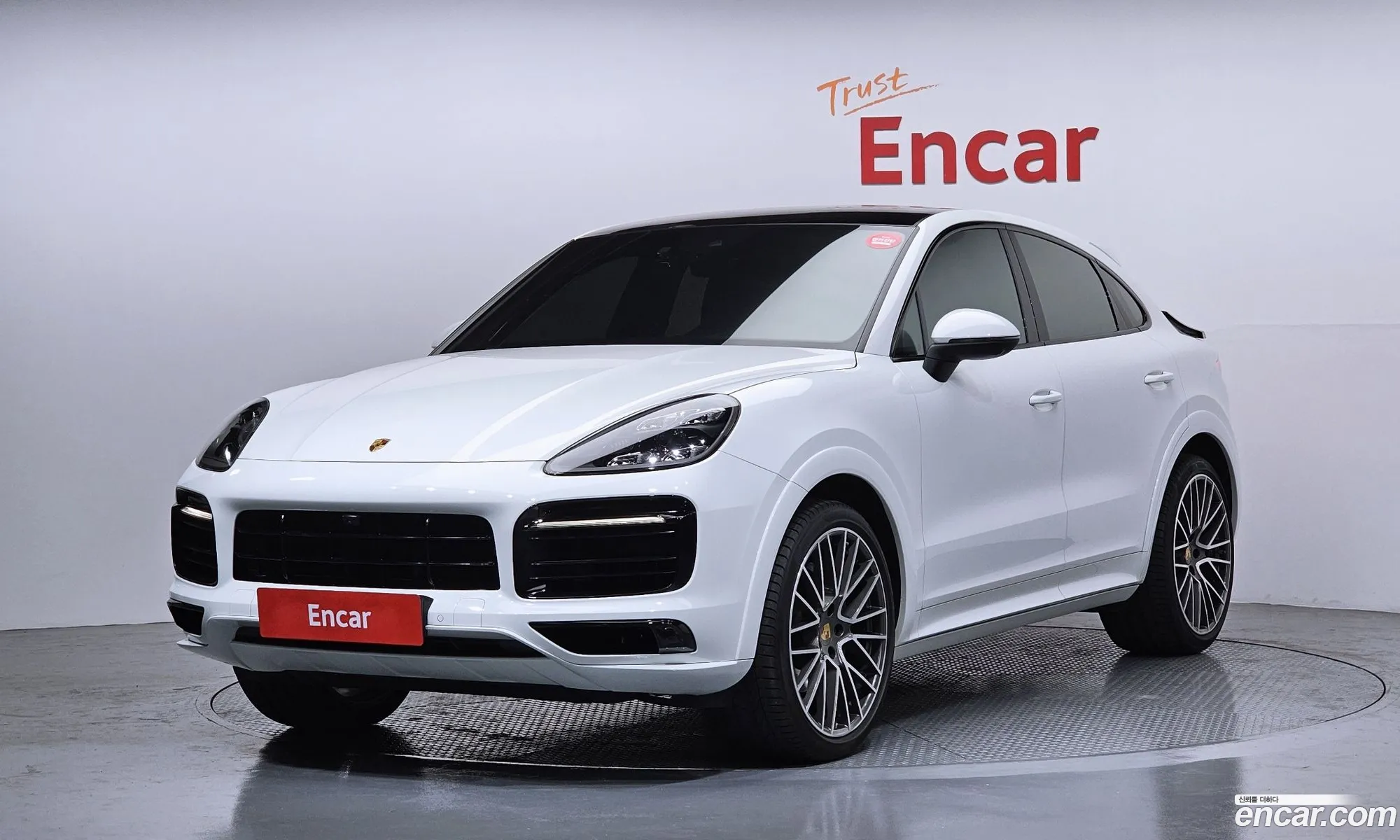 Porsche Cayenne 2021 — 19