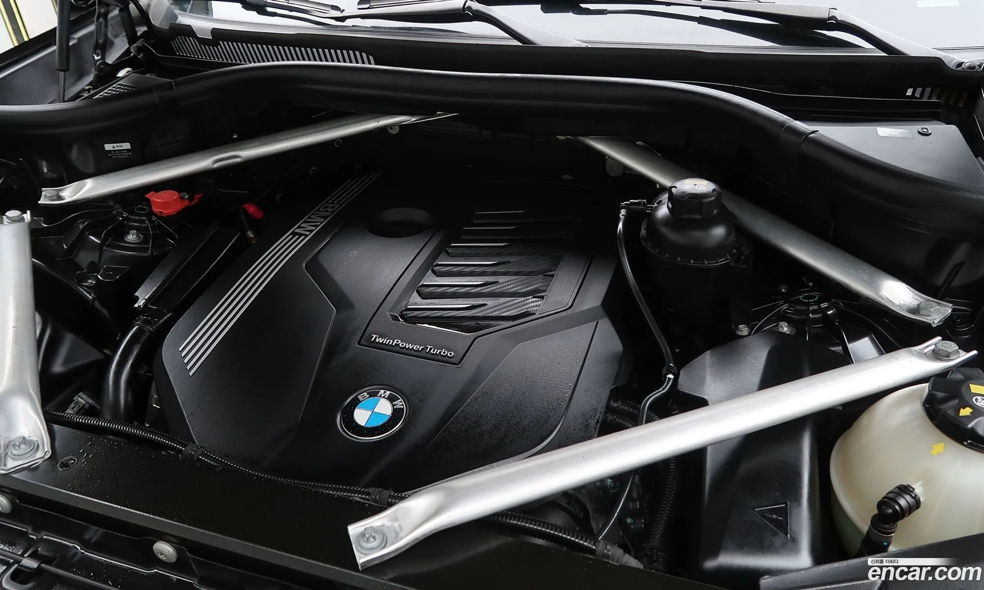 BMW X5 2021 — 18